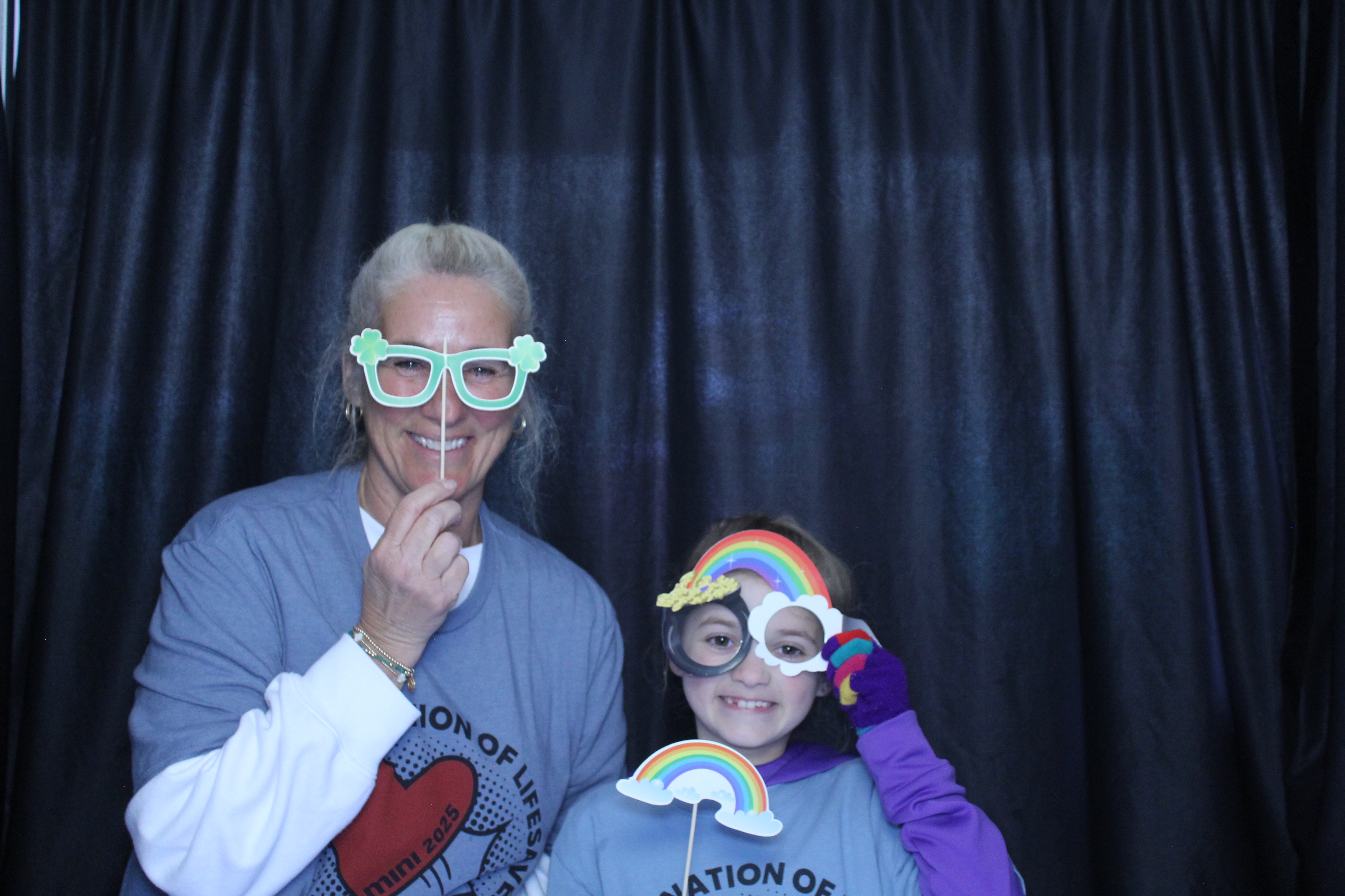 Booth at the AHA Heart Mini 2025 | View more photos from the event at gallery.photoboothcincy.com/u/PhotoBoothCincy/Booth-at-the-AHA-Heart-Mini-2025