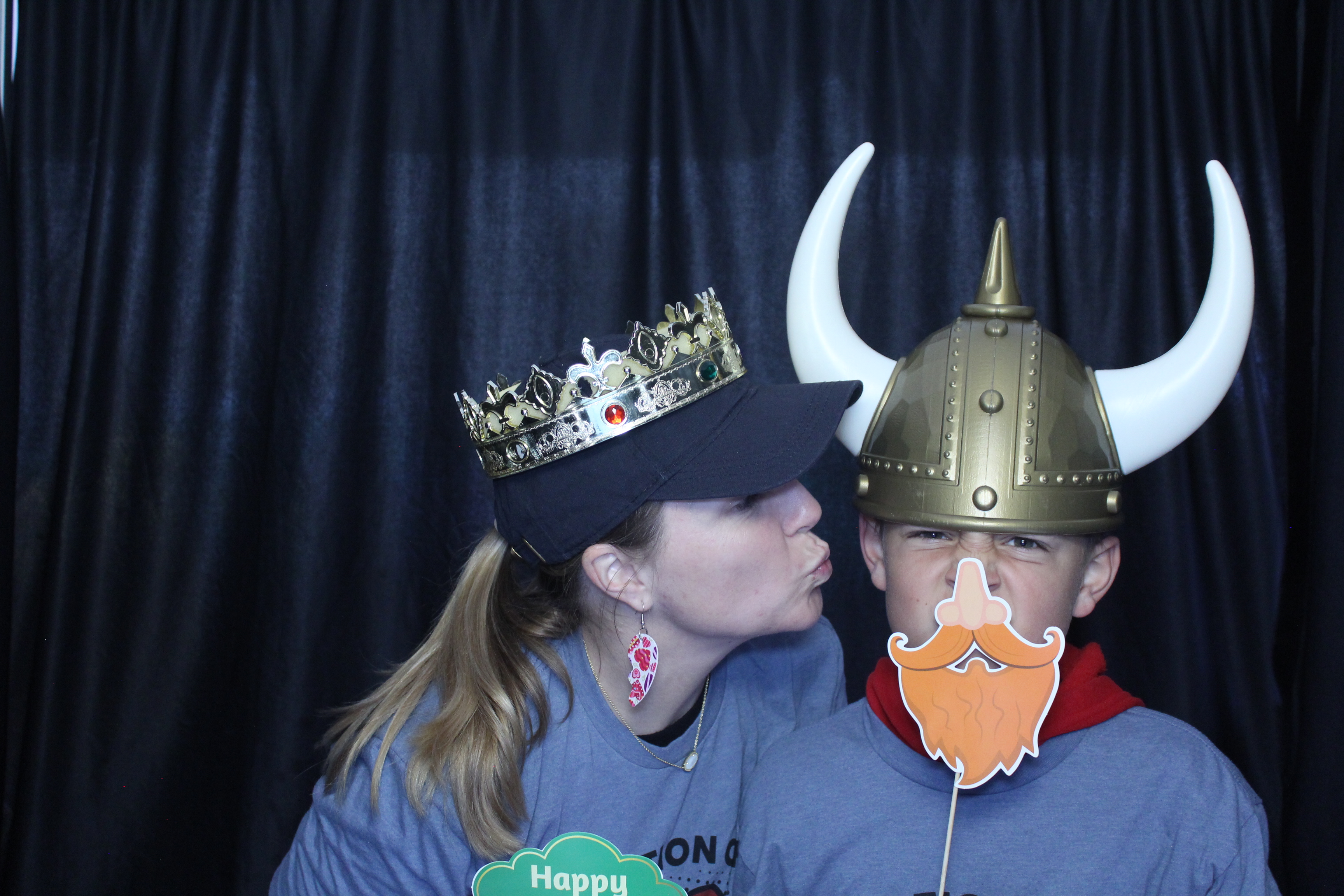 Booth at the AHA Heart Mini 2025 | View more photos from the event at gallery.photoboothcincy.com/u/PhotoBoothCincy/Booth-at-the-AHA-Heart-Mini-2025