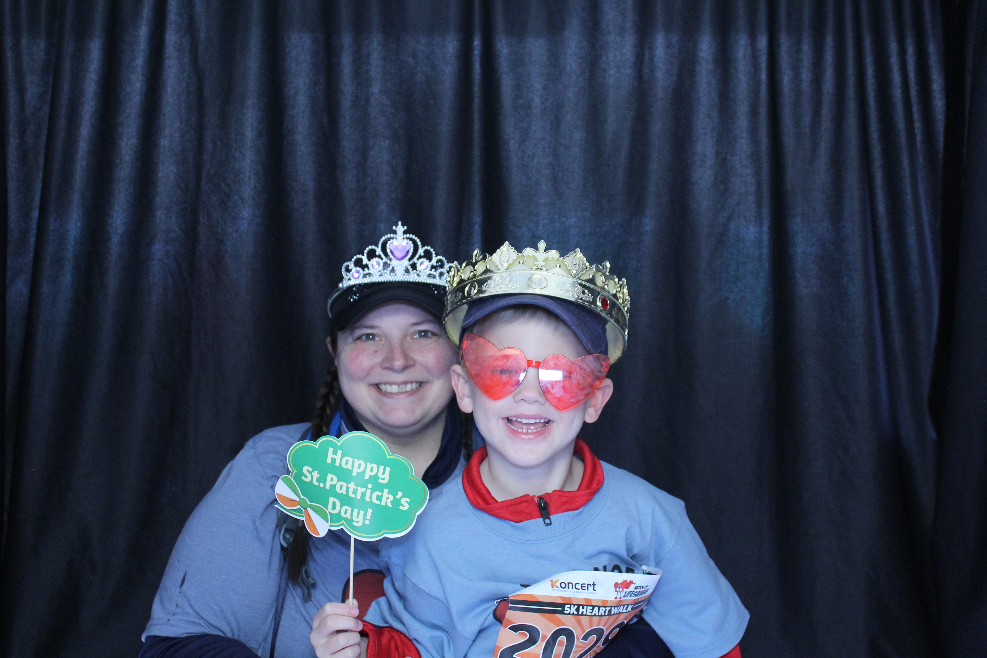 Booth at the AHA Heart Mini 2025 | View more photos from the event at gallery.photoboothcincy.com/u/PhotoBoothCincy/Booth-at-the-AHA-Heart-Mini-2025