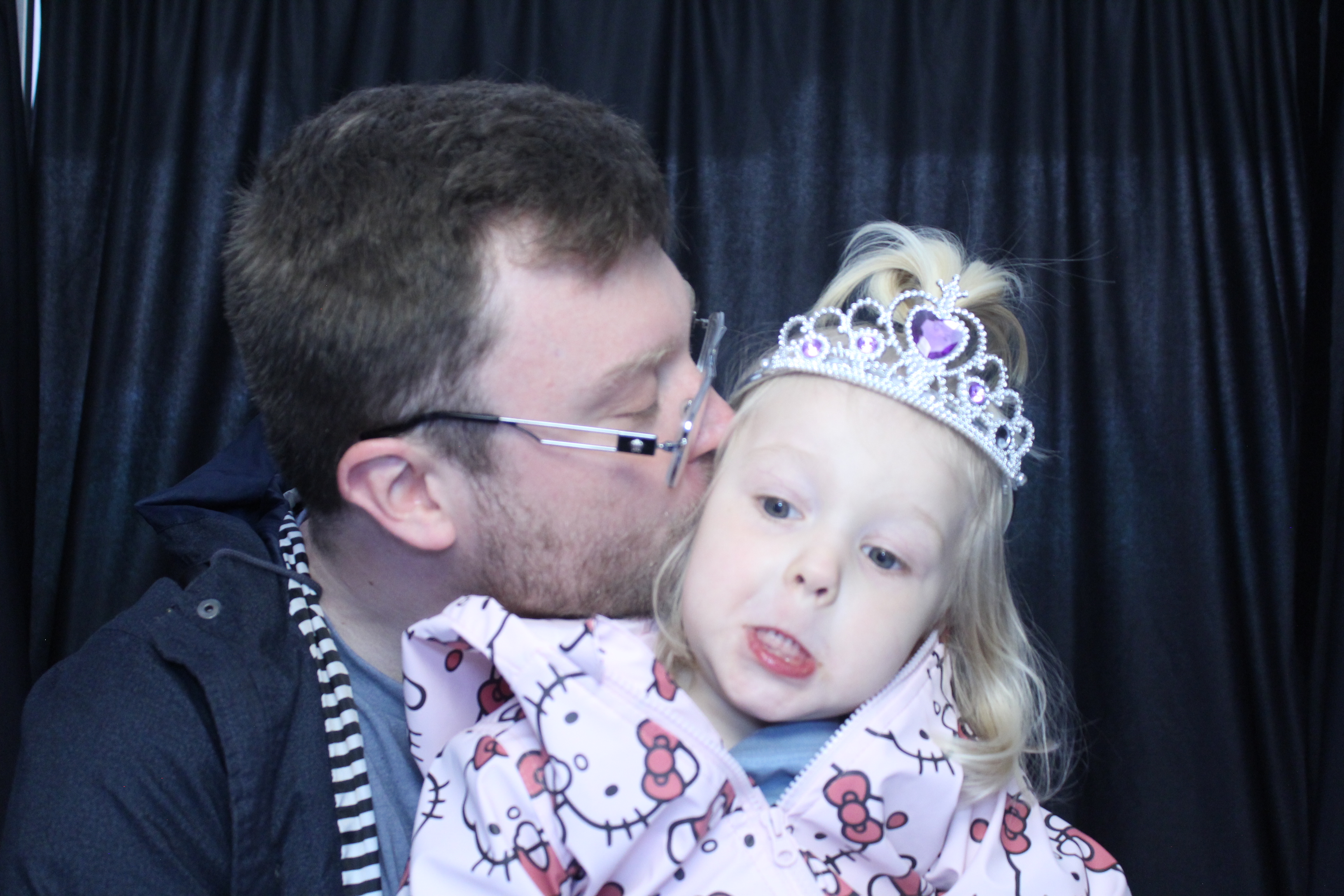 Booth at the AHA Heart Mini 2025 | View more photos from the event at gallery.photoboothcincy.com/u/PhotoBoothCincy/Booth-at-the-AHA-Heart-Mini-2025