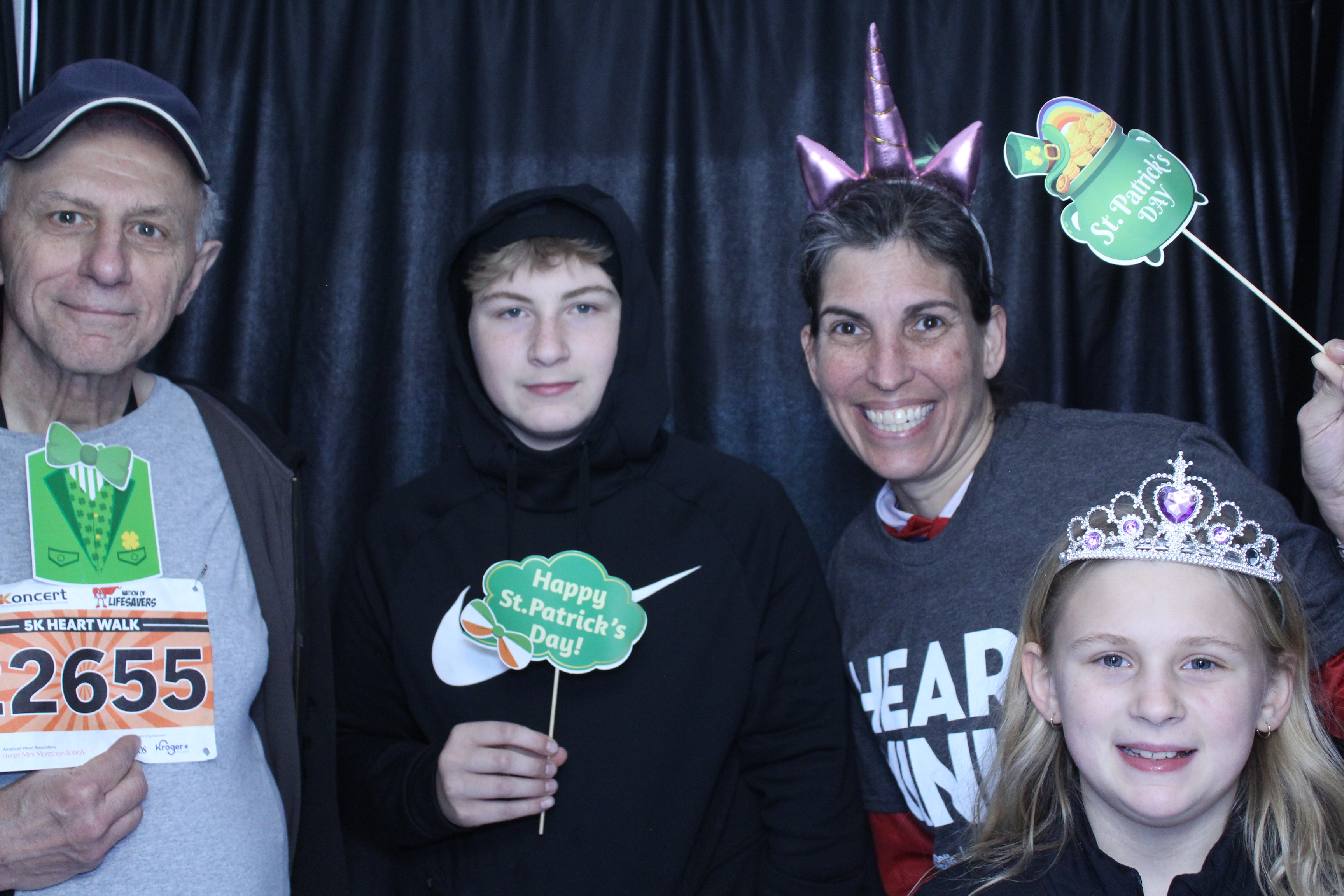 Booth at the AHA Heart Mini 2025 | View more photos from the event at gallery.photoboothcincy.com/u/PhotoBoothCincy/Booth-at-the-AHA-Heart-Mini-2025