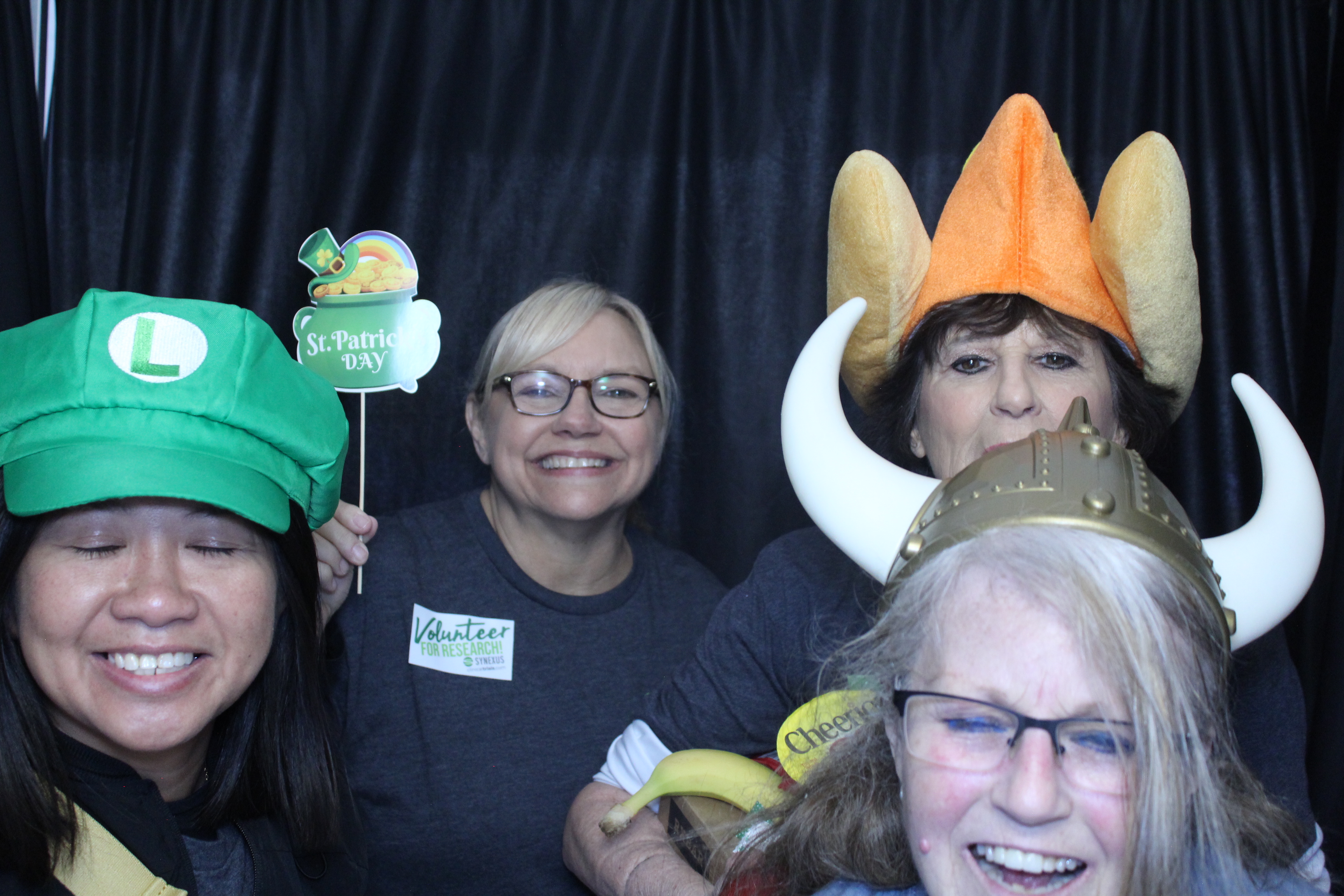 Booth at the AHA Heart Mini 2025 | View more photos from the event at gallery.photoboothcincy.com/u/PhotoBoothCincy/Booth-at-the-AHA-Heart-Mini-2025