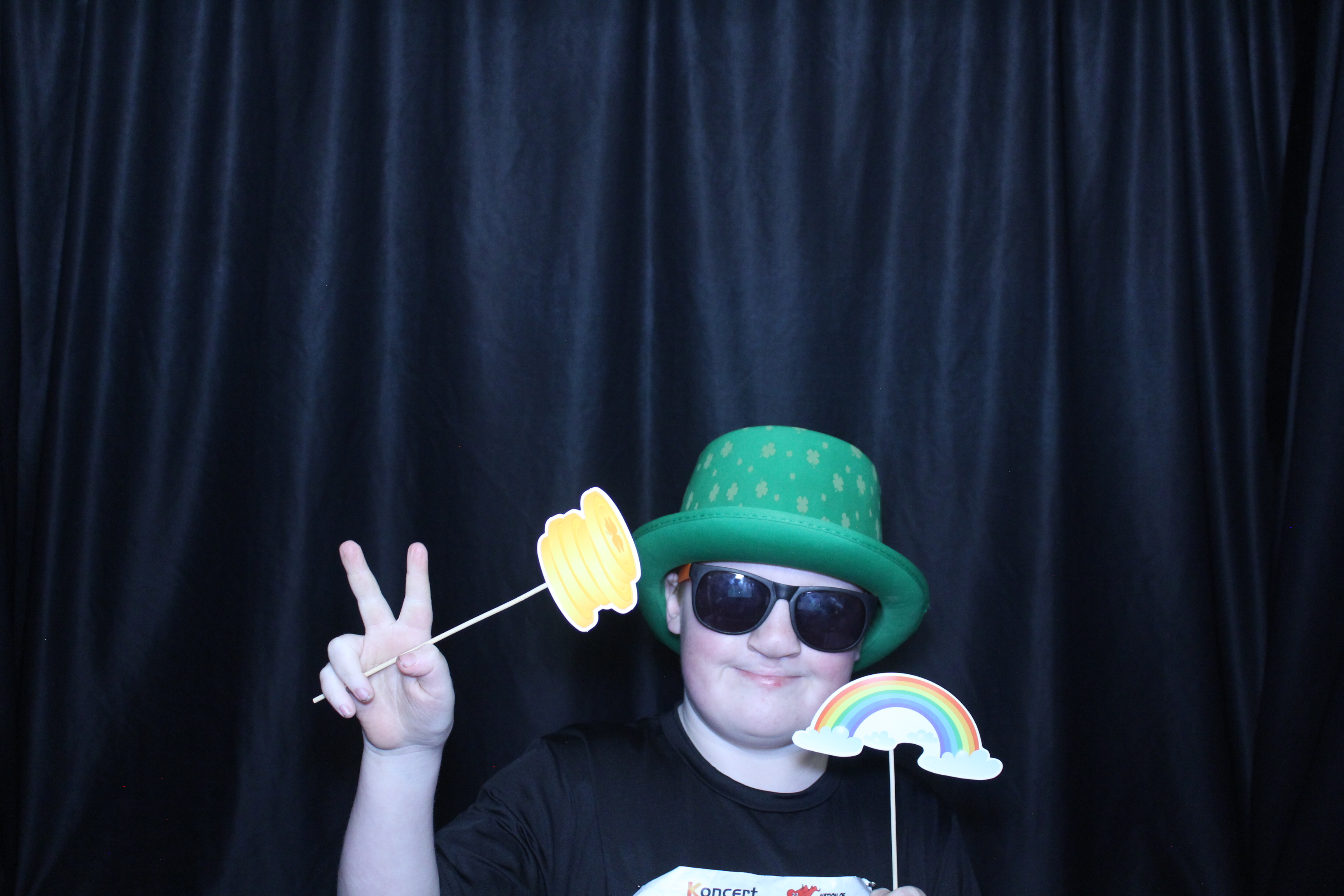 Booth at the AHA Heart Mini 2025 | View more photos from the event at gallery.photoboothcincy.com/u/PhotoBoothCincy/Booth-at-the-AHA-Heart-Mini-2025
