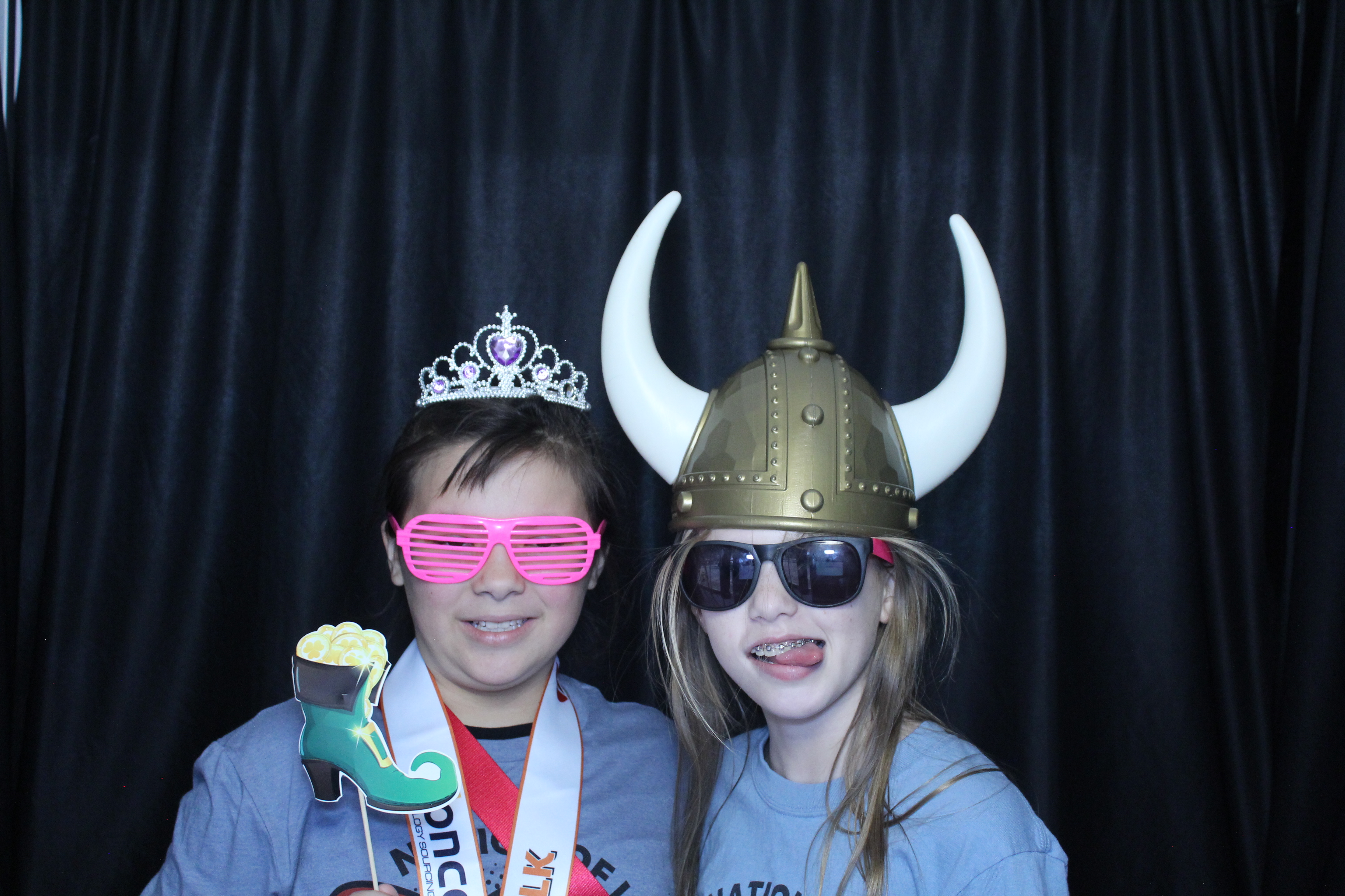 Booth at the AHA Heart Mini 2025 | View more photos from the event at gallery.photoboothcincy.com/u/PhotoBoothCincy/Booth-at-the-AHA-Heart-Mini-2025