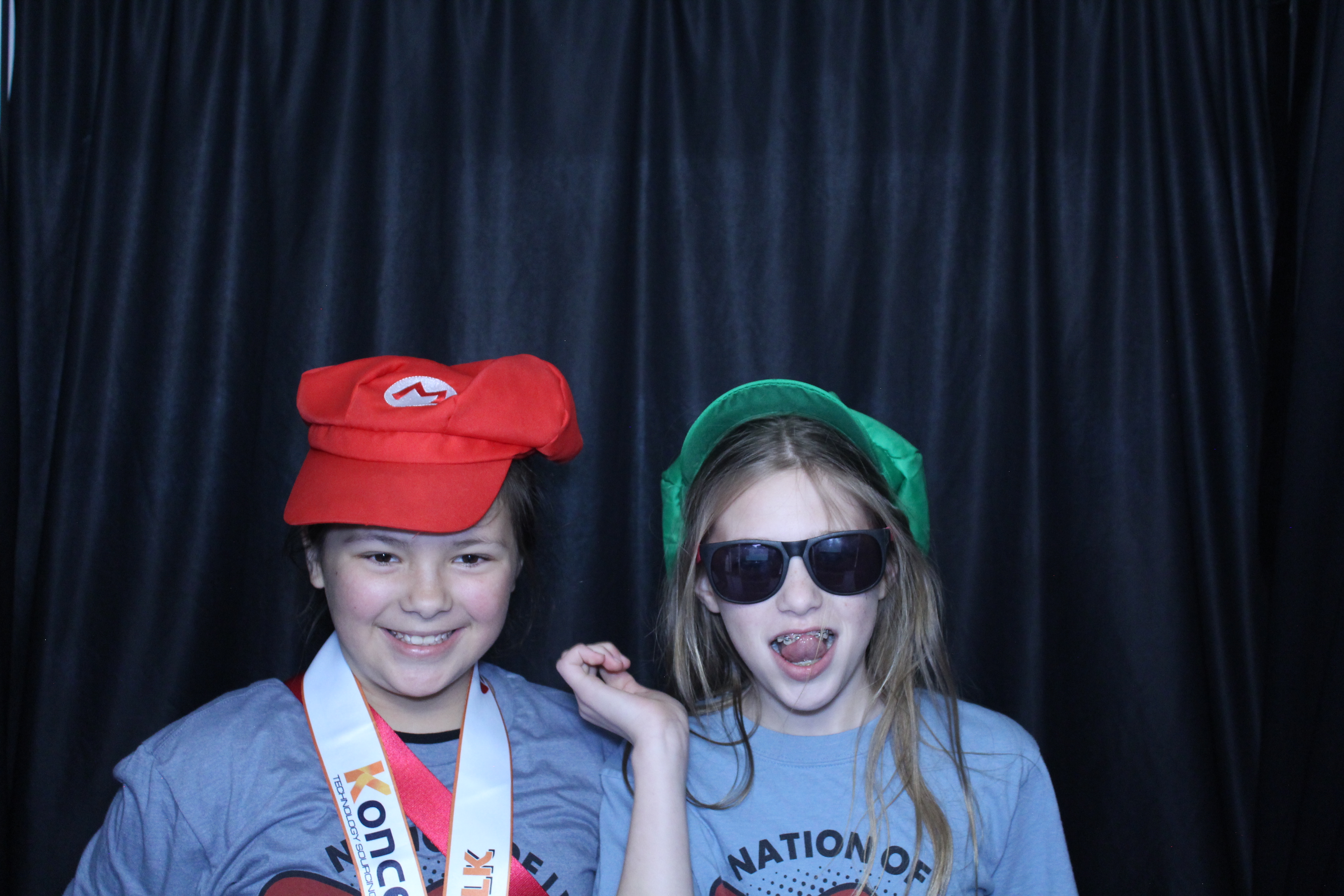 Booth at the AHA Heart Mini 2025 | View more photos from the event at gallery.photoboothcincy.com/u/PhotoBoothCincy/Booth-at-the-AHA-Heart-Mini-2025