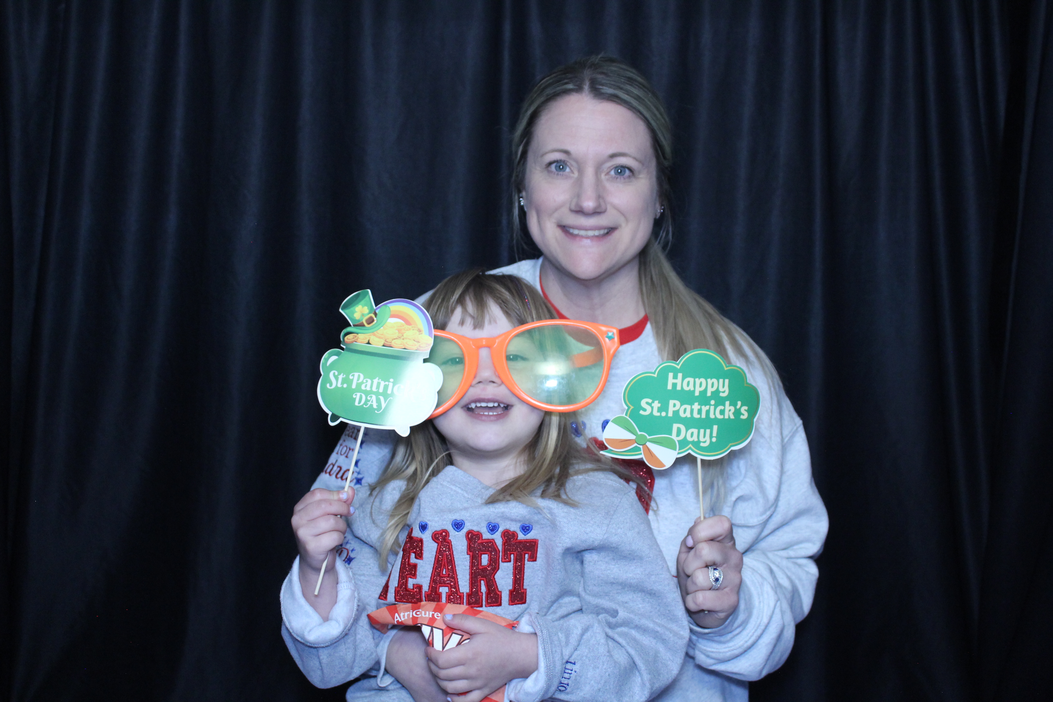 Booth at the AHA Heart Mini 2025 | View more photos from the event at gallery.photoboothcincy.com/u/PhotoBoothCincy/Booth-at-the-AHA-Heart-Mini-2025