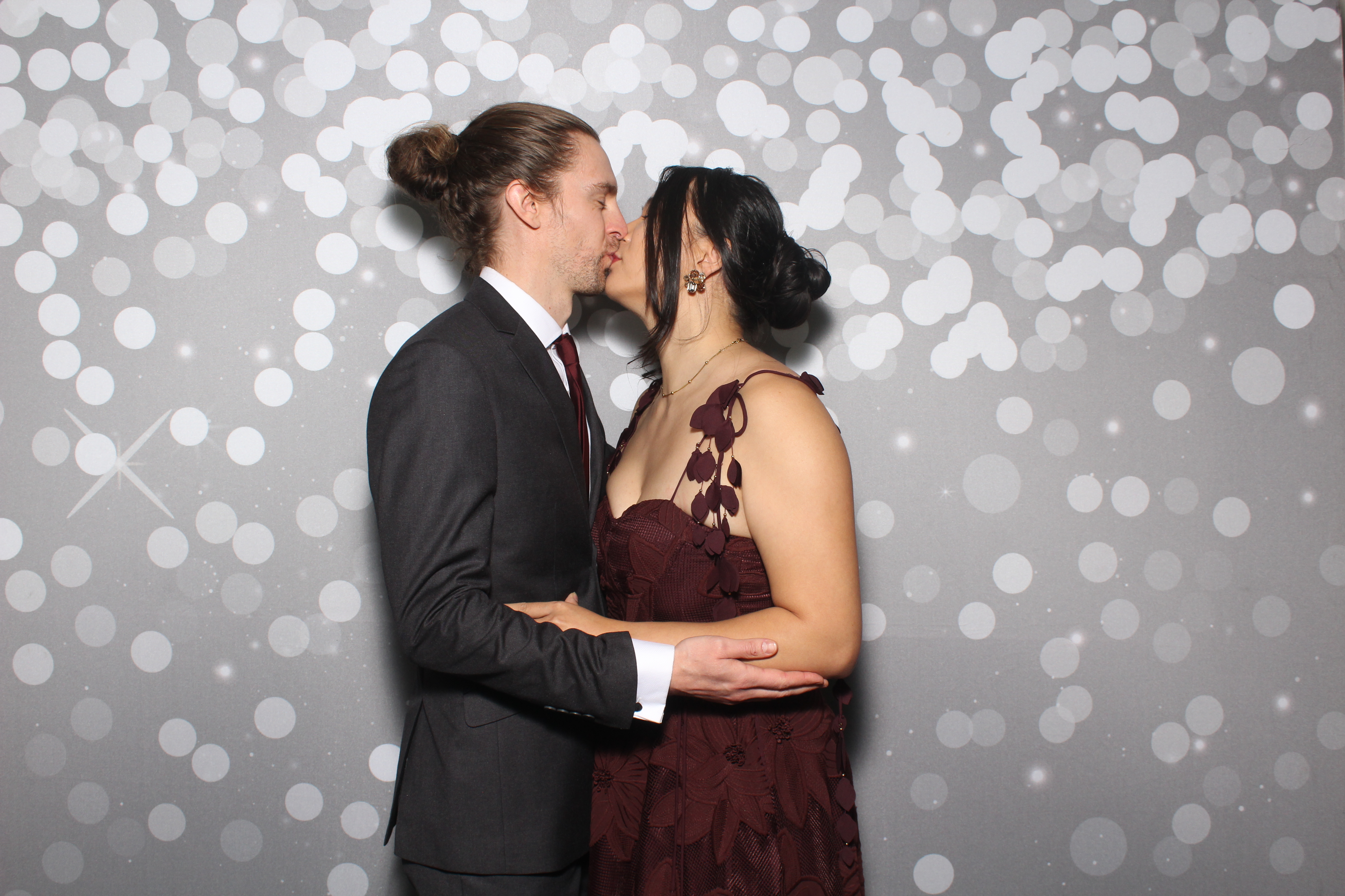 Brad & Alcy | View more photos from the event at gallery.photoboothcincy.com/u/PhotoBoothCincy/Brad-Alcy