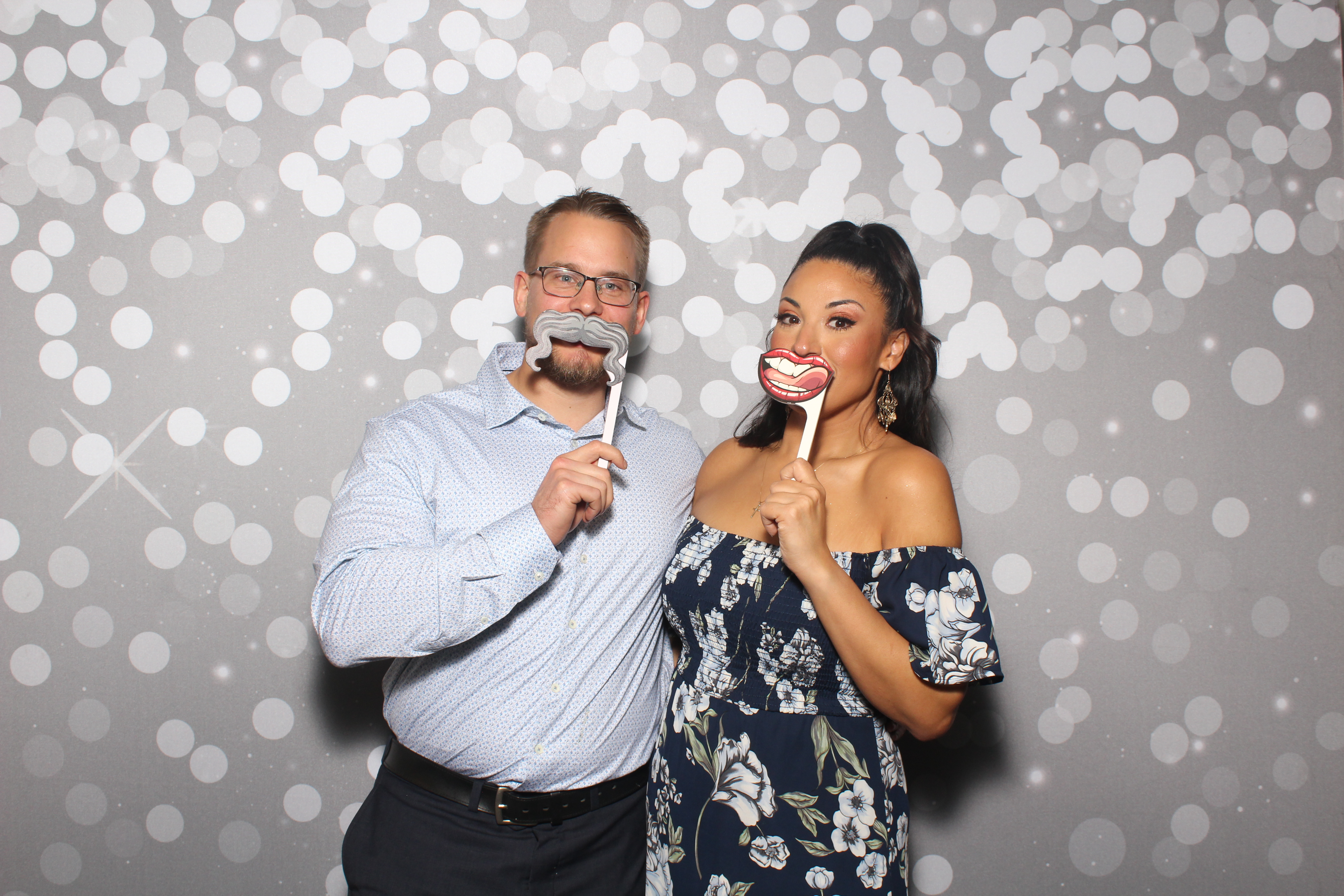 Brad & Alcy | View more photos from the event at gallery.photoboothcincy.com/u/PhotoBoothCincy/Brad-Alcy