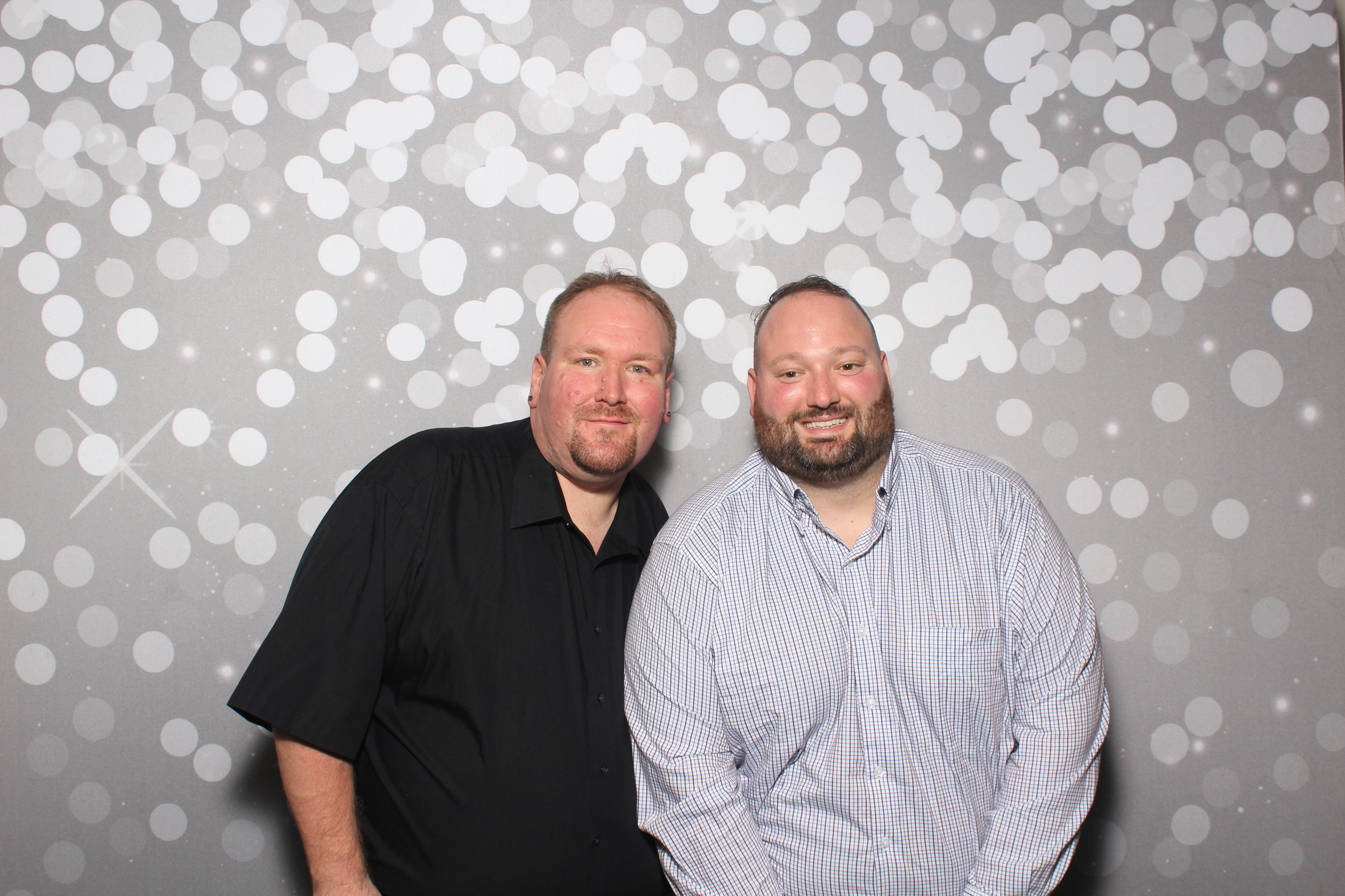 Brad & Alcy | View more photos from the event at gallery.photoboothcincy.com/u/PhotoBoothCincy/Brad-Alcy