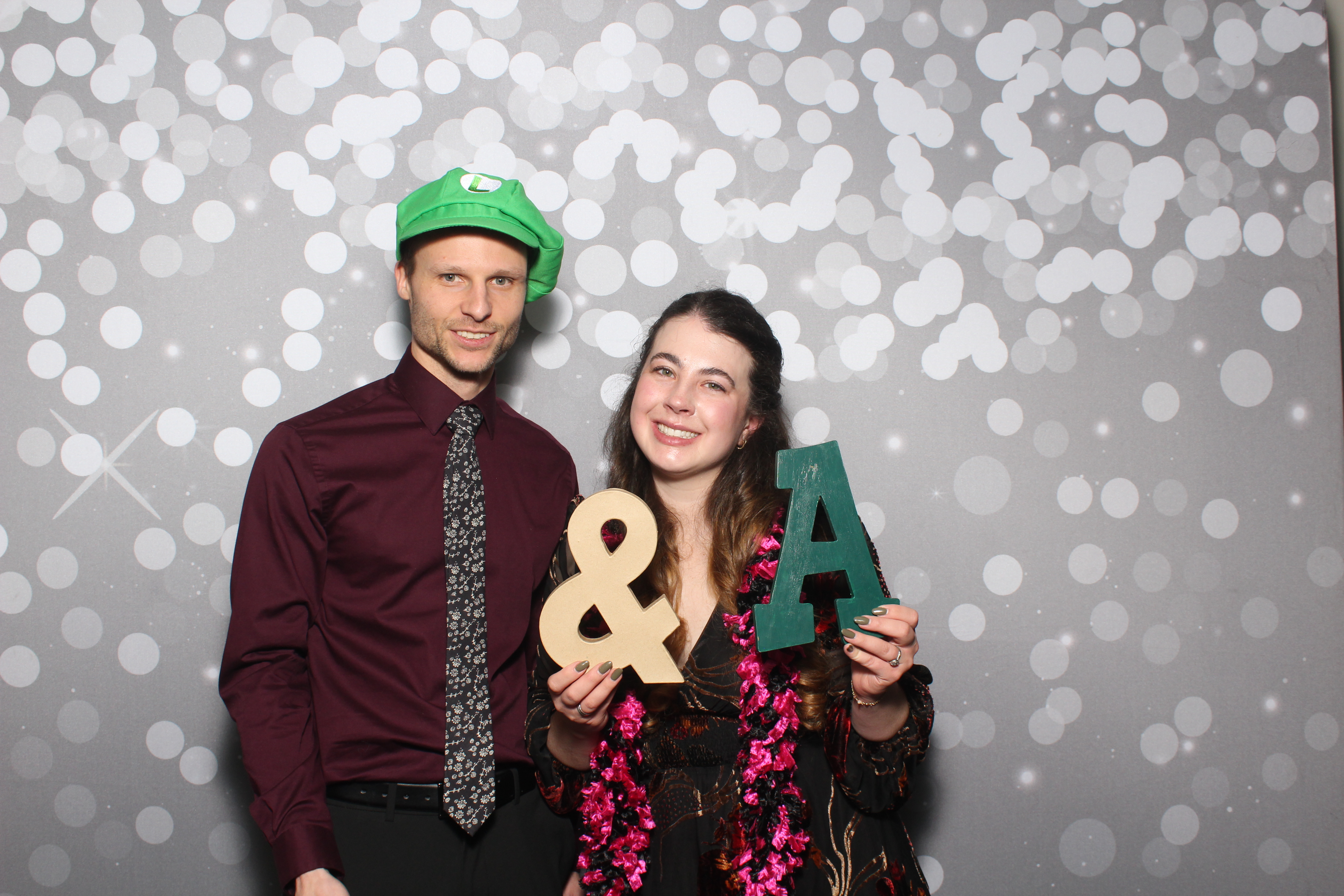 Brad & Alcy | View more photos from the event at gallery.photoboothcincy.com/u/PhotoBoothCincy/Brad-Alcy