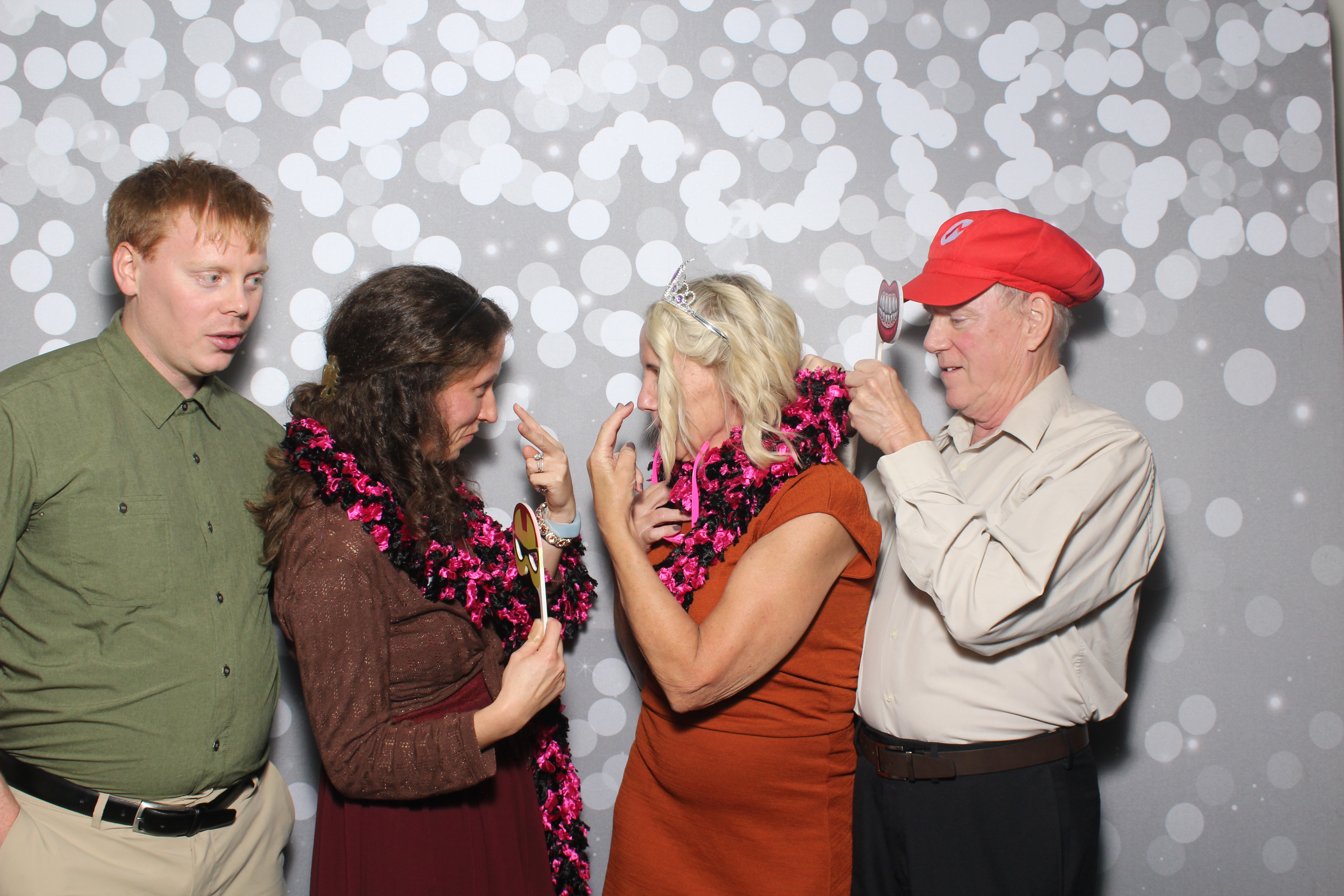 Brad & Alcy | View more photos from the event at gallery.photoboothcincy.com/u/PhotoBoothCincy/Brad-Alcy