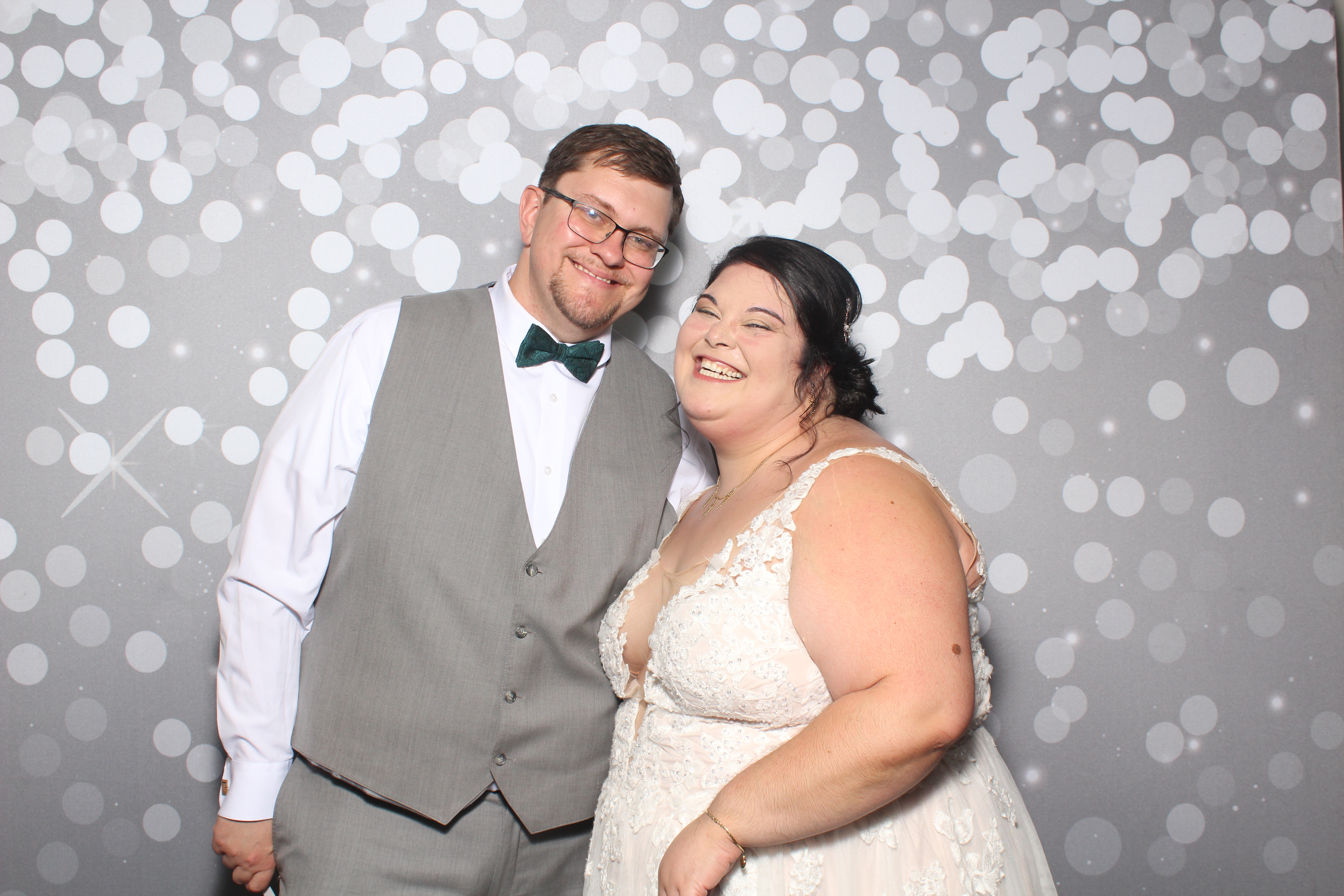 Brad & Alcy | View more photos from the event at gallery.photoboothcincy.com/u/PhotoBoothCincy/Brad-Alcy