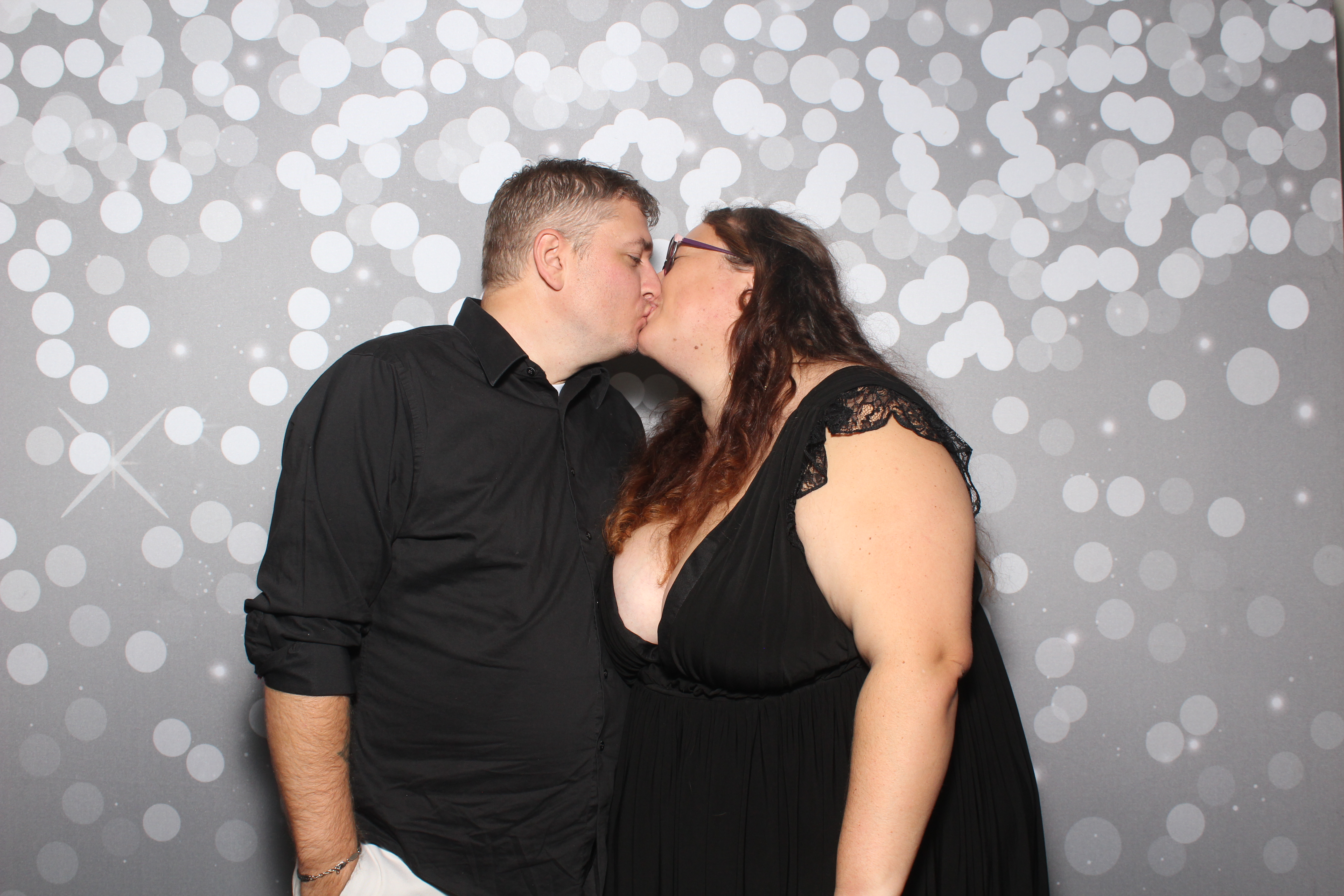 Brad & Alcy | View more photos from the event at gallery.photoboothcincy.com/u/PhotoBoothCincy/Brad-Alcy