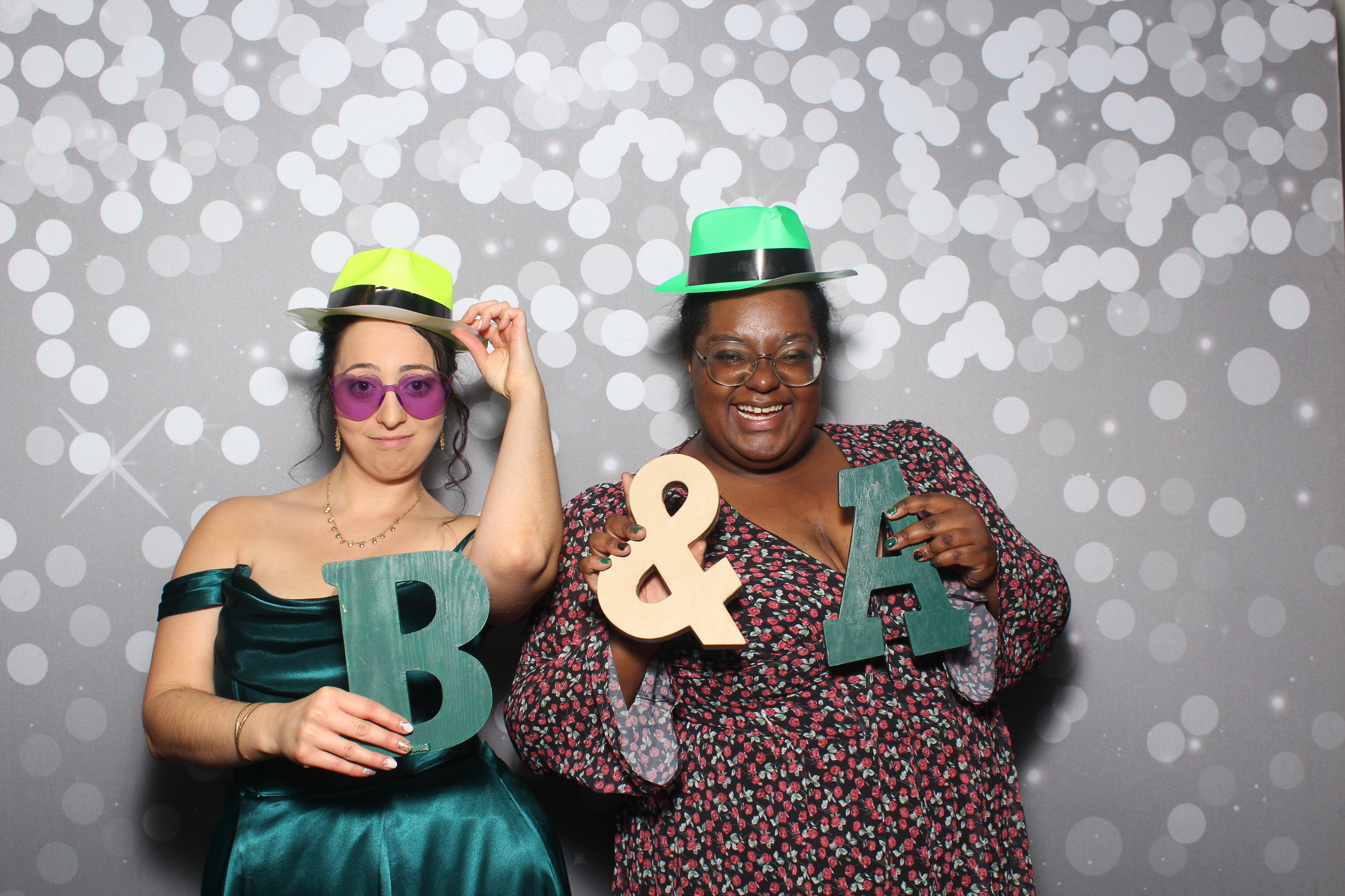 Brad & Alcy | View more photos from the event at gallery.photoboothcincy.com/u/PhotoBoothCincy/Brad-Alcy