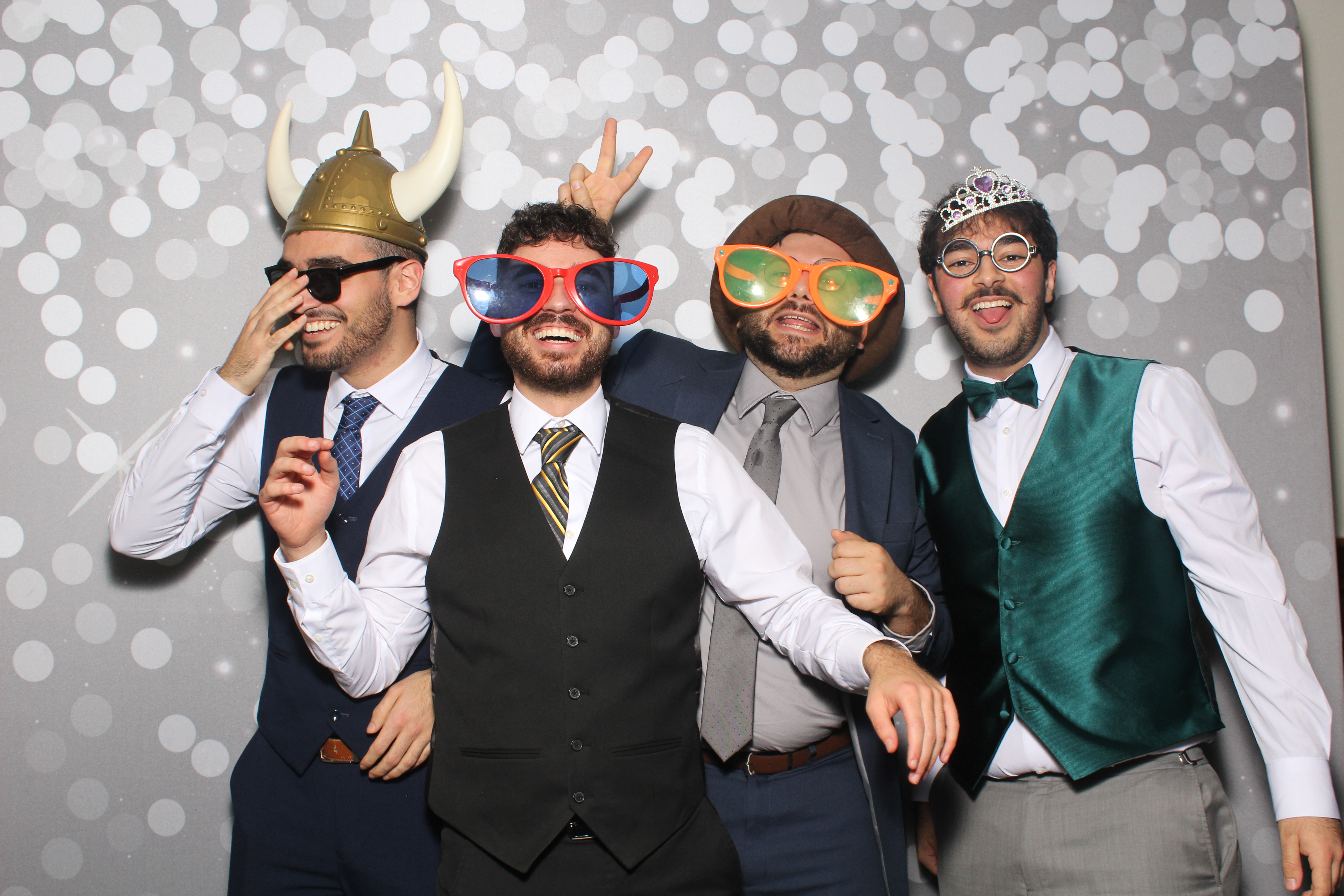 Brad & Alcy | View more photos from the event at gallery.photoboothcincy.com/u/PhotoBoothCincy/Brad-Alcy