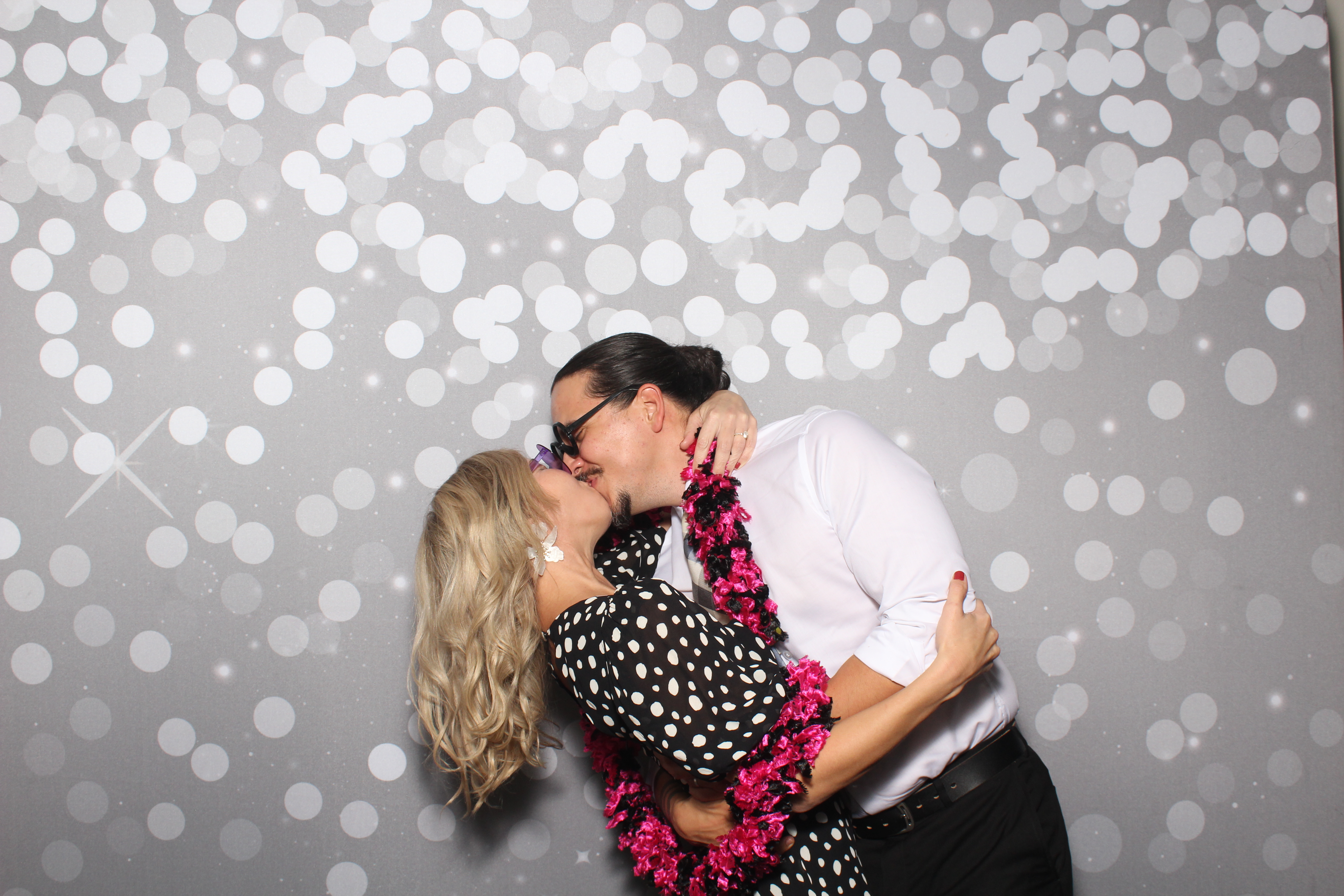 Brad & Alcy | View more photos from the event at gallery.photoboothcincy.com/u/PhotoBoothCincy/Brad-Alcy