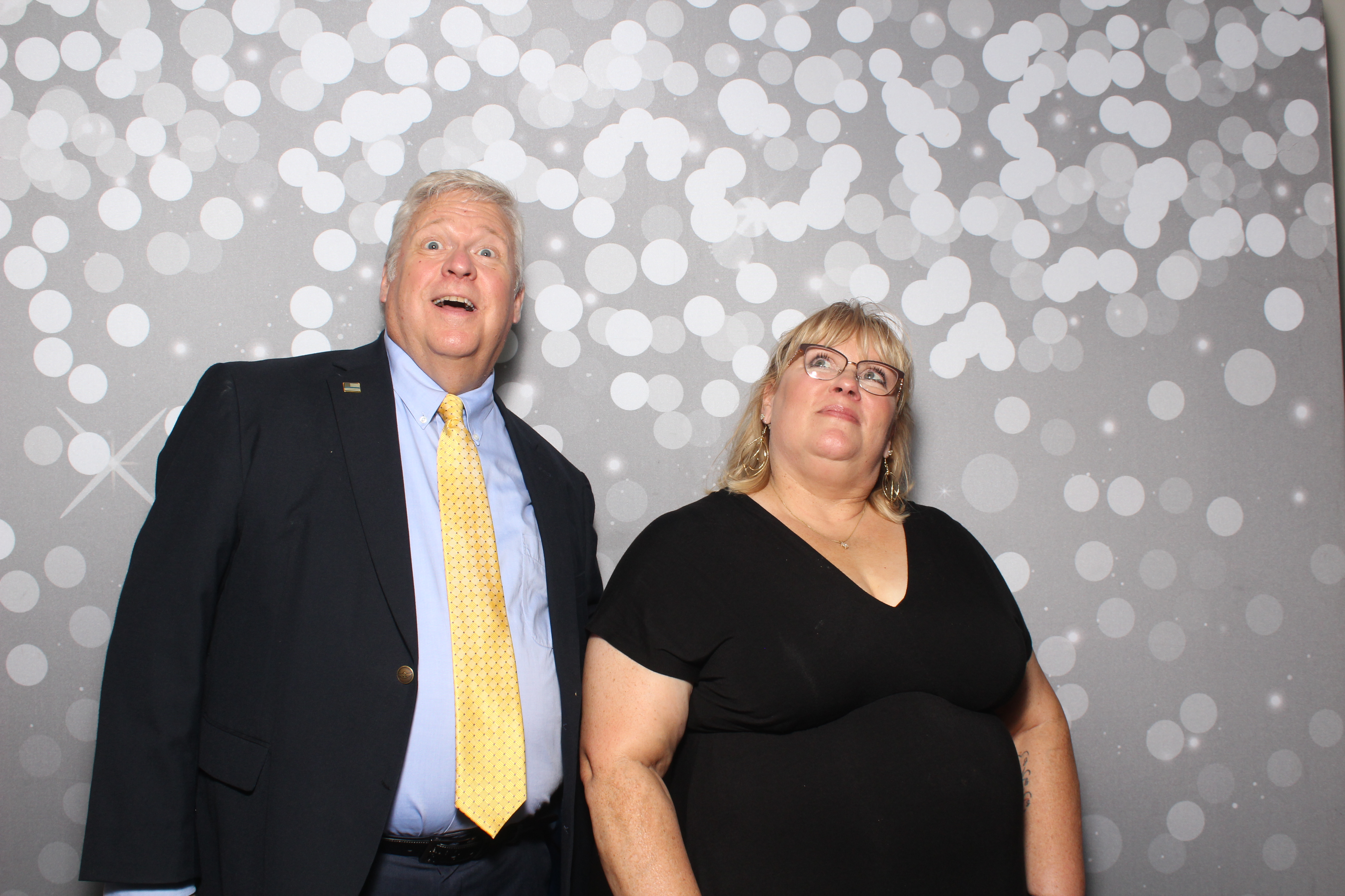 Brad & Alcy | View more photos from the event at gallery.photoboothcincy.com/u/PhotoBoothCincy/Brad-Alcy