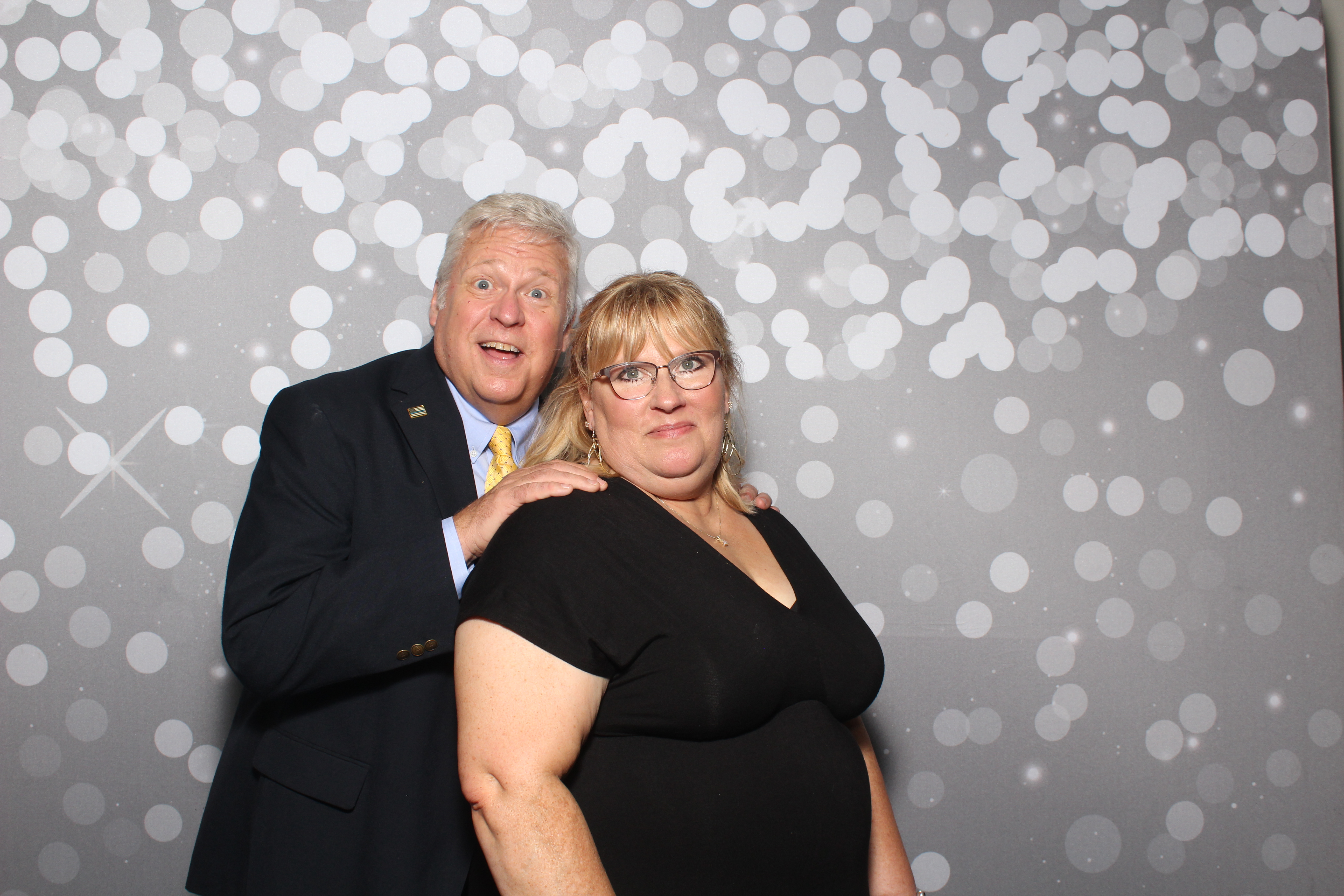 Brad & Alcy | View more photos from the event at gallery.photoboothcincy.com/u/PhotoBoothCincy/Brad-Alcy