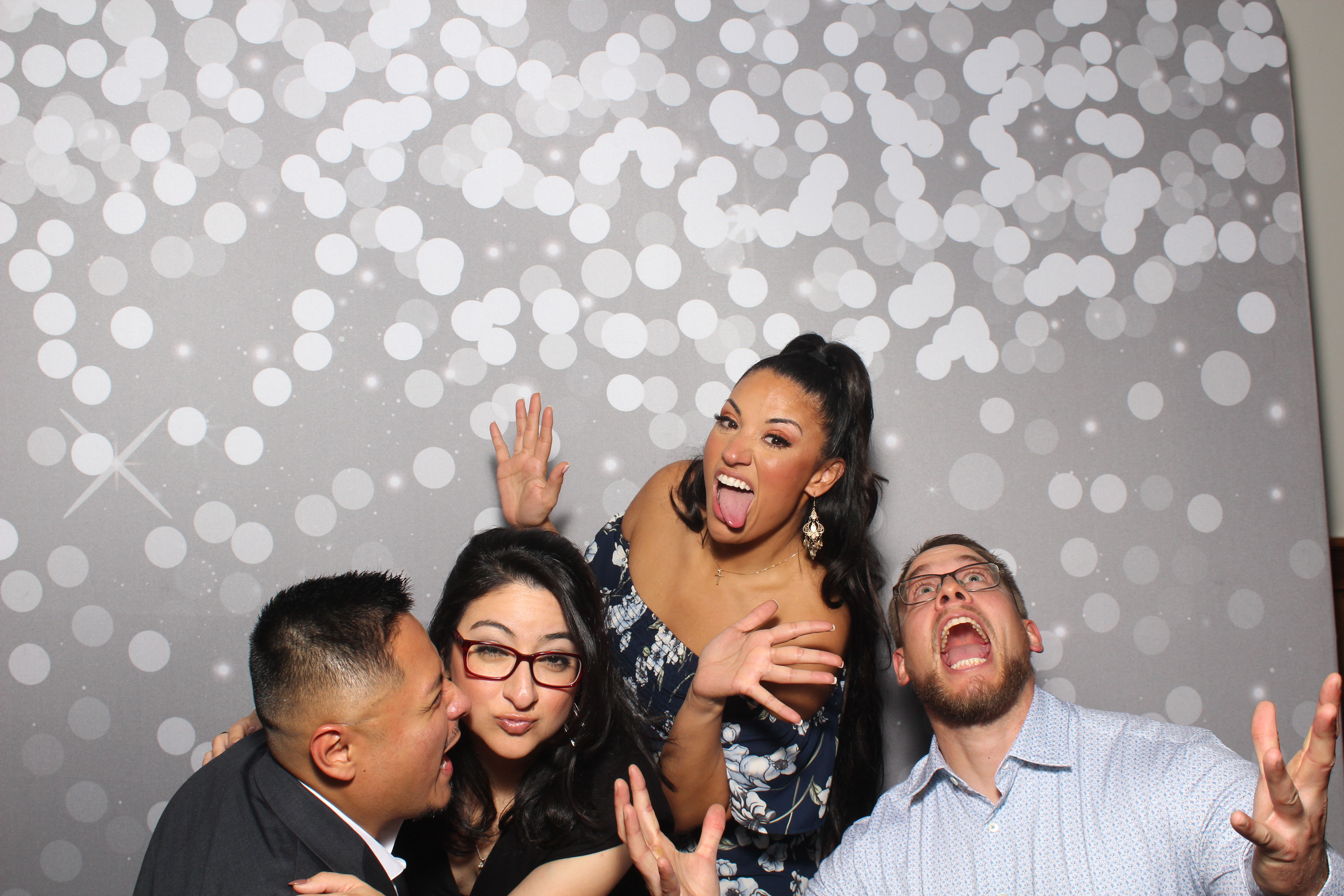 Brad & Alcy | View more photos from the event at gallery.photoboothcincy.com/u/PhotoBoothCincy/Brad-Alcy