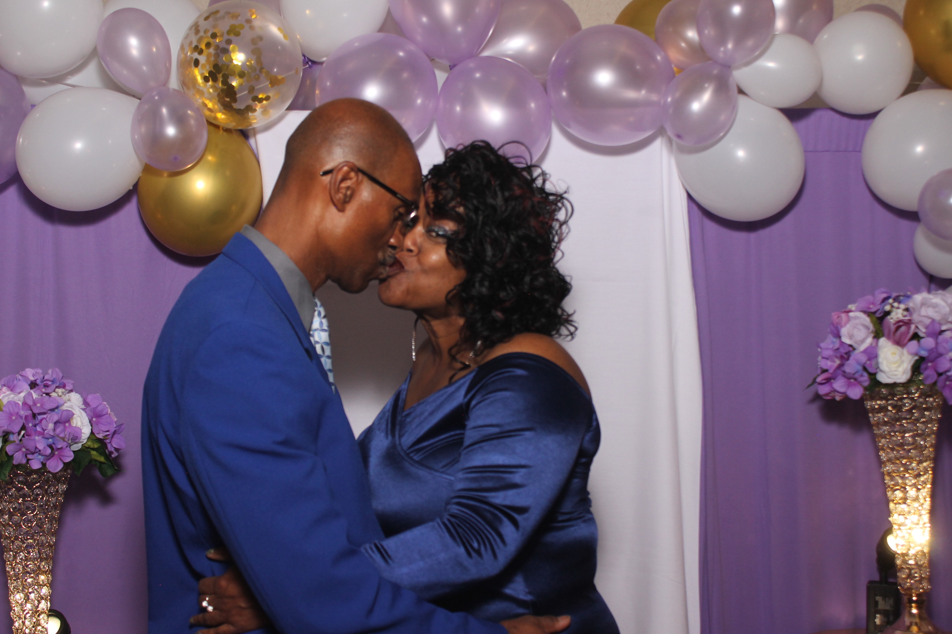Bradley & Trisanya | View more photos from the event at gallery.photoboothcincy.com/u/PhotoBoothCincy/Bradley-Trisanya