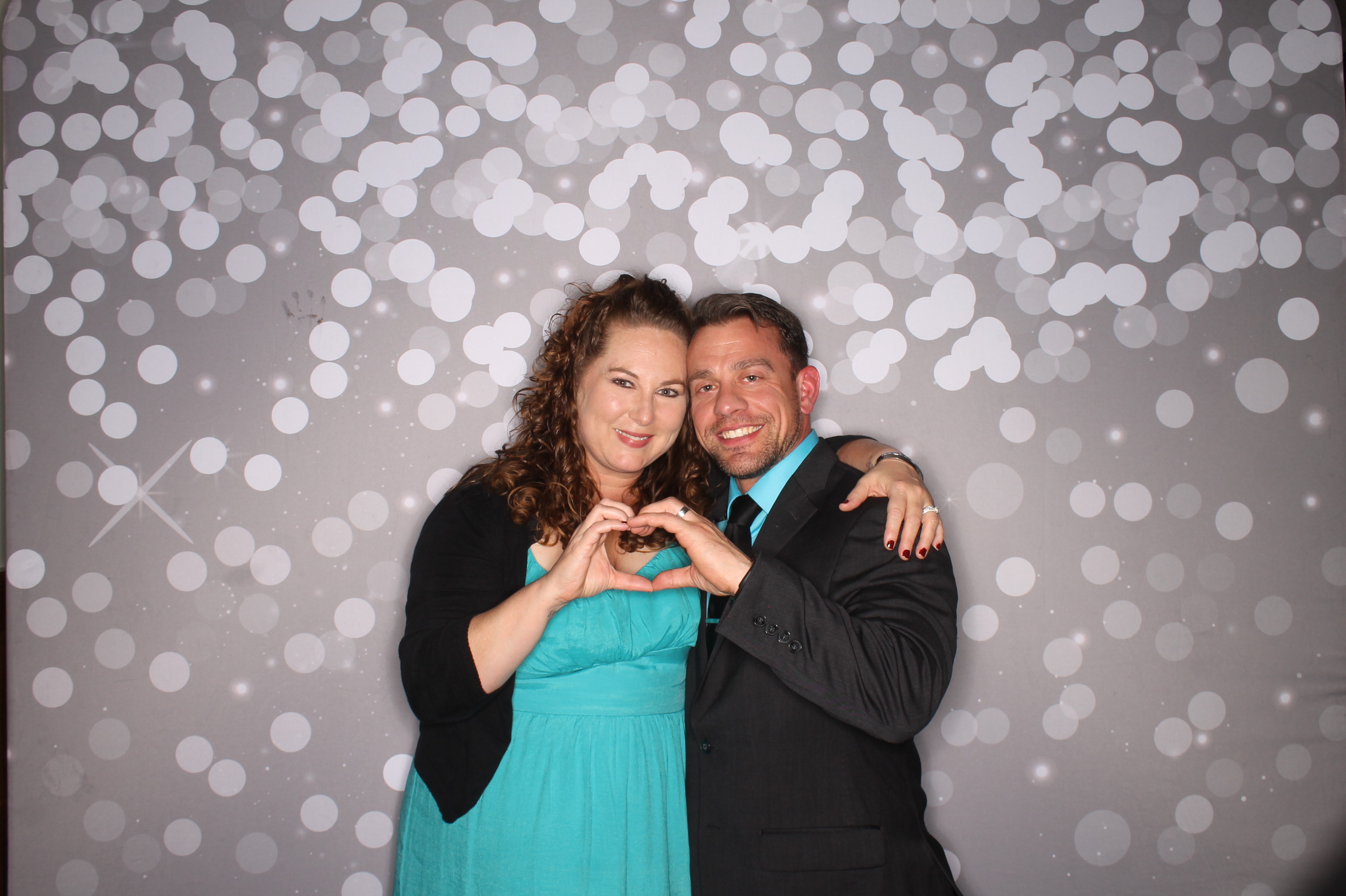Brenda & Carter | View more photos from the event at gallery.photoboothcincy.com/u/PhotoBoothCincy/Brenda-Carter
