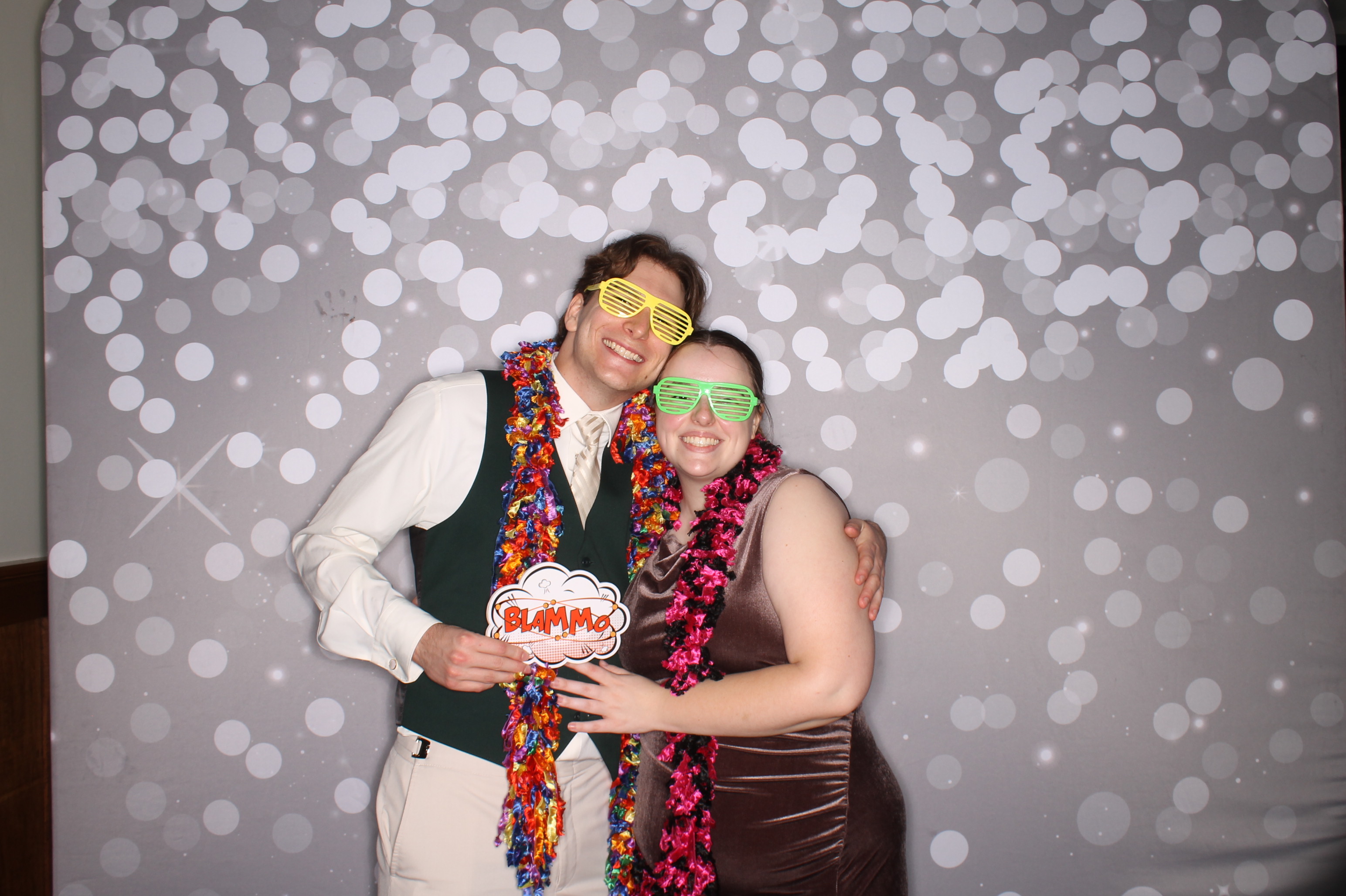 Brenda & Carter | View more photos from the event at gallery.photoboothcincy.com/u/PhotoBoothCincy/Brenda-Carter