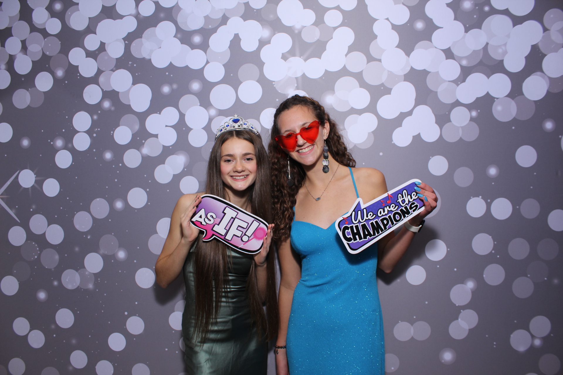 Butler County Homeschool Dance | View more photos from the event at gallery.photoboothcincy.com/u/PhotoBoothCincy/Butler-County-Homeschool-Dance