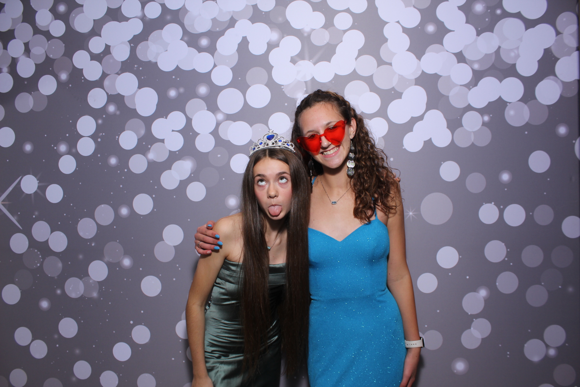 Butler County Homeschool Dance | View more photos from the event at gallery.photoboothcincy.com/u/PhotoBoothCincy/Butler-County-Homeschool-Dance
