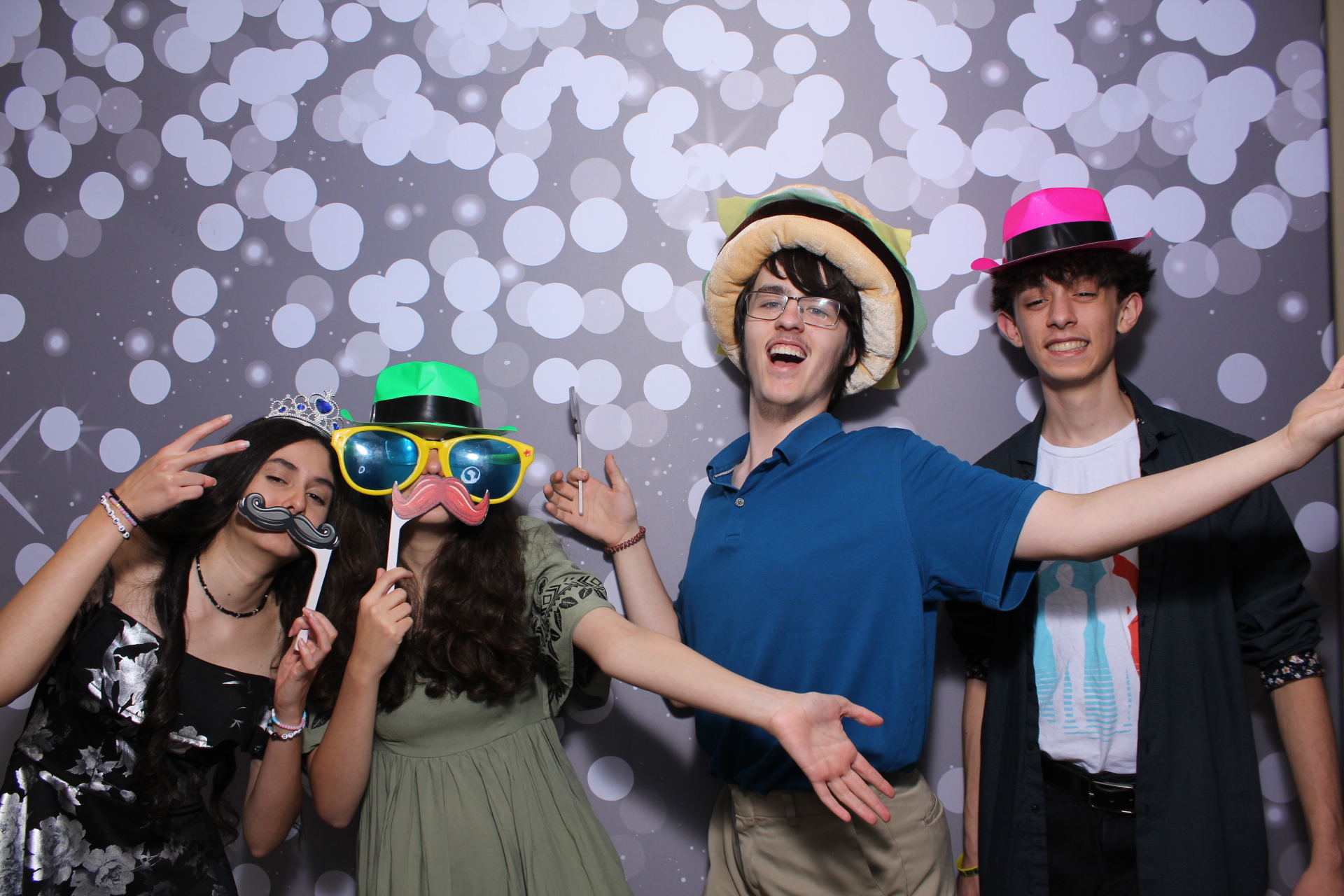 Butler County Homeschool Dance | View more photos from the event at gallery.photoboothcincy.com/u/PhotoBoothCincy/Butler-County-Homeschool-Dance