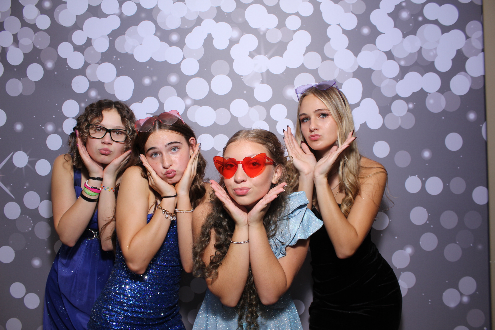 Butler County Homeschool Dance | View more photos from the event at gallery.photoboothcincy.com/u/PhotoBoothCincy/Butler-County-Homeschool-Dance