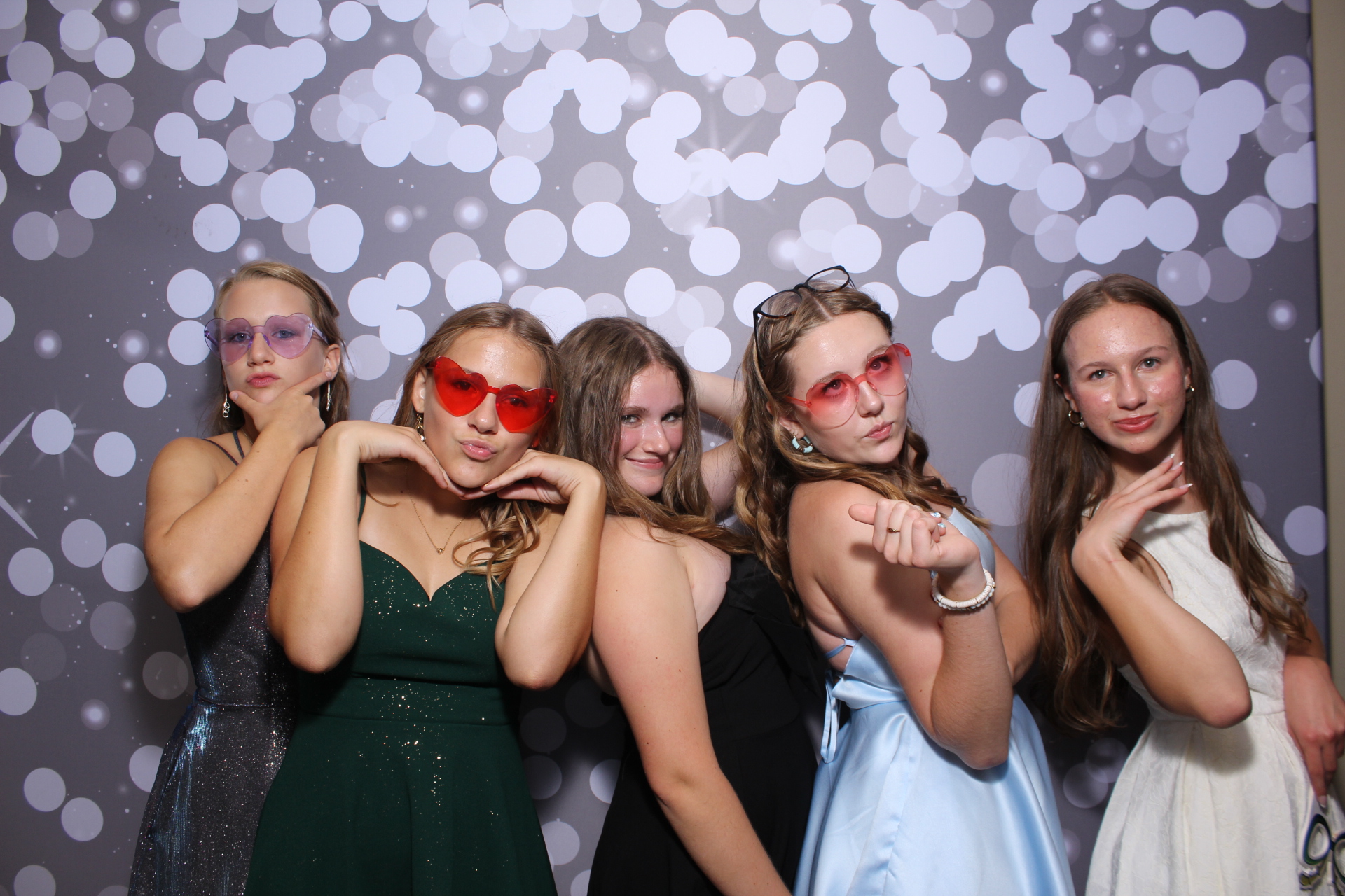 Butler County Homeschool Dance | View more photos from the event at gallery.photoboothcincy.com/u/PhotoBoothCincy/Butler-County-Homeschool-Dance