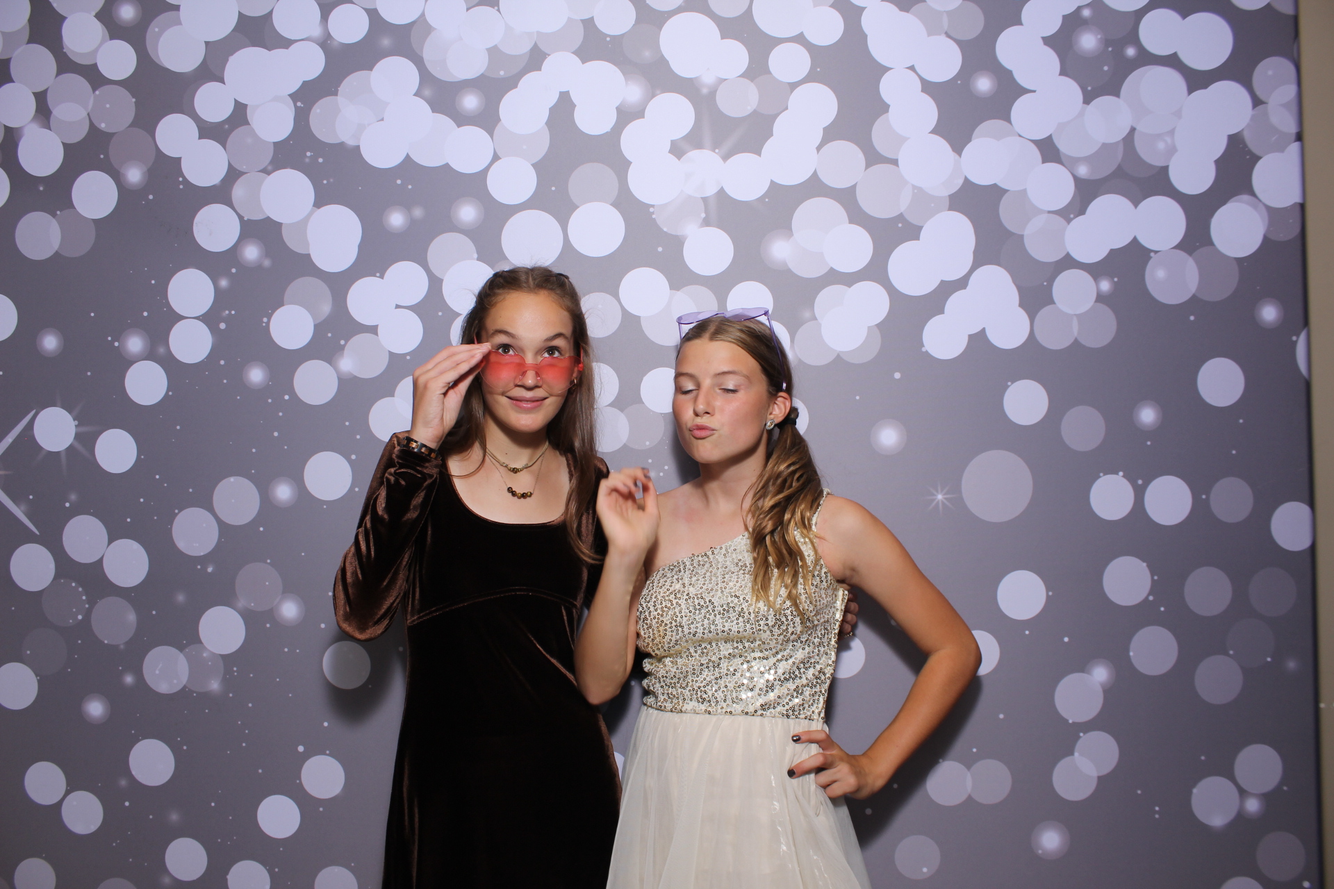 Butler County Homeschool Dance | View more photos from the event at gallery.photoboothcincy.com/u/PhotoBoothCincy/Butler-County-Homeschool-Dance