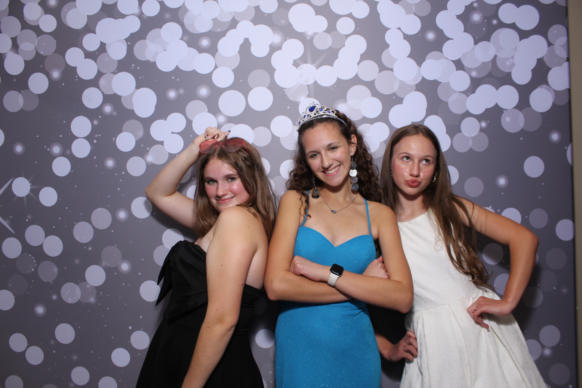 Butler County Homeschool Dance | View more photos from the event at gallery.photoboothcincy.com/u/PhotoBoothCincy/Butler-County-Homeschool-Dance