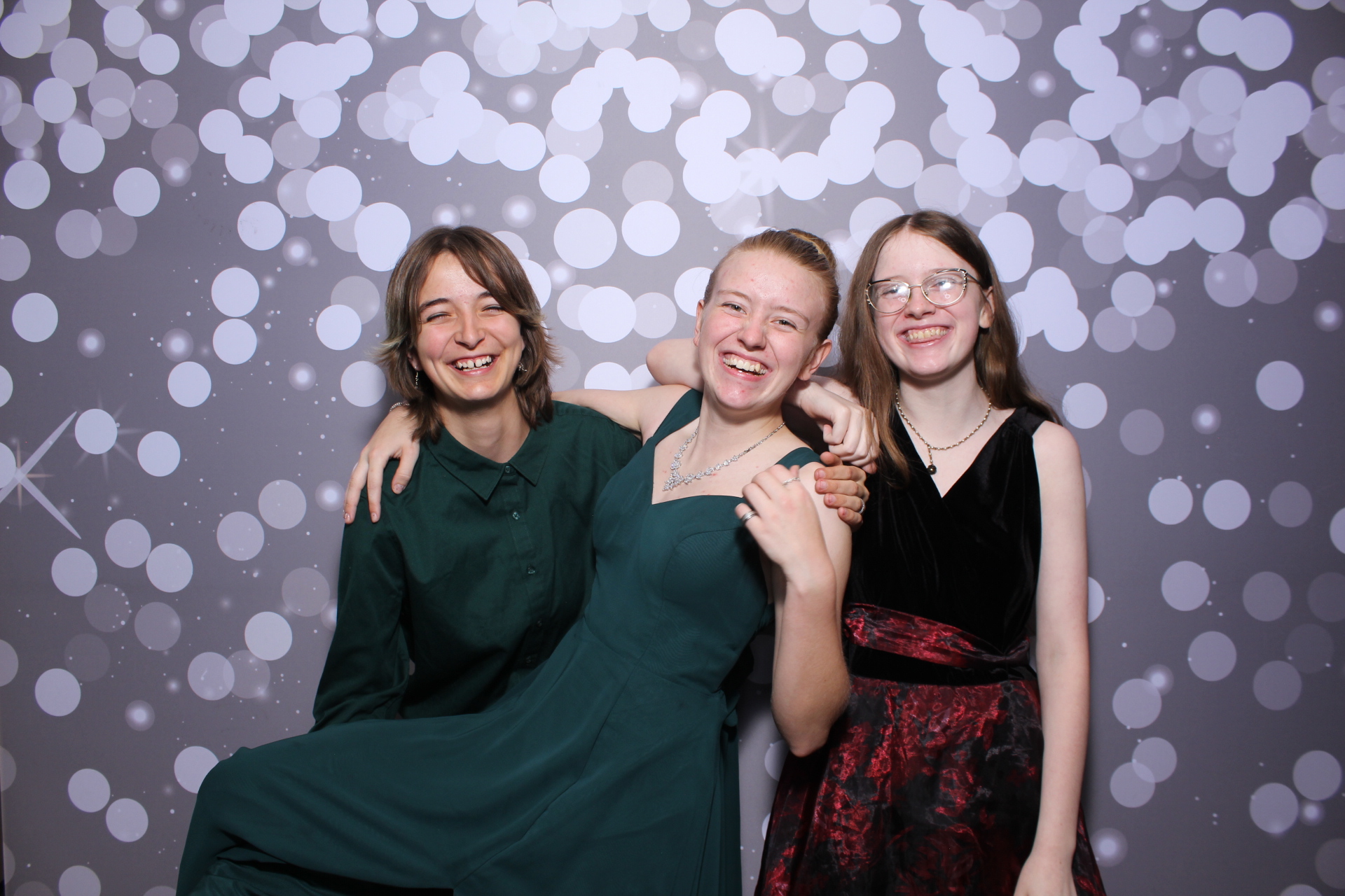 Butler County Homeschool Dance | View more photos from the event at gallery.photoboothcincy.com/u/PhotoBoothCincy/Butler-County-Homeschool-Dance