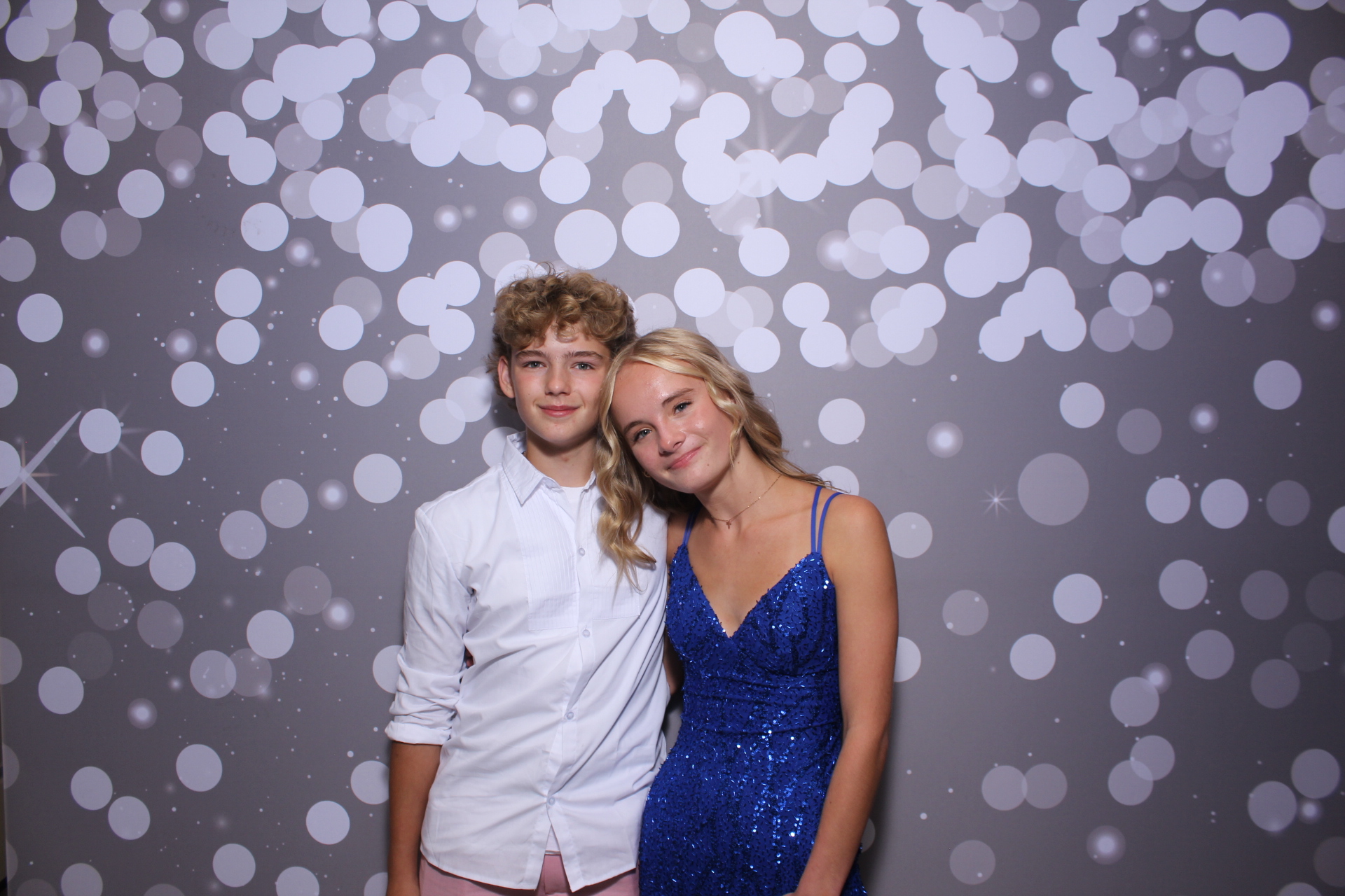 Butler County Homeschool Dance | View more photos from the event at gallery.photoboothcincy.com/u/PhotoBoothCincy/Butler-County-Homeschool-Dance