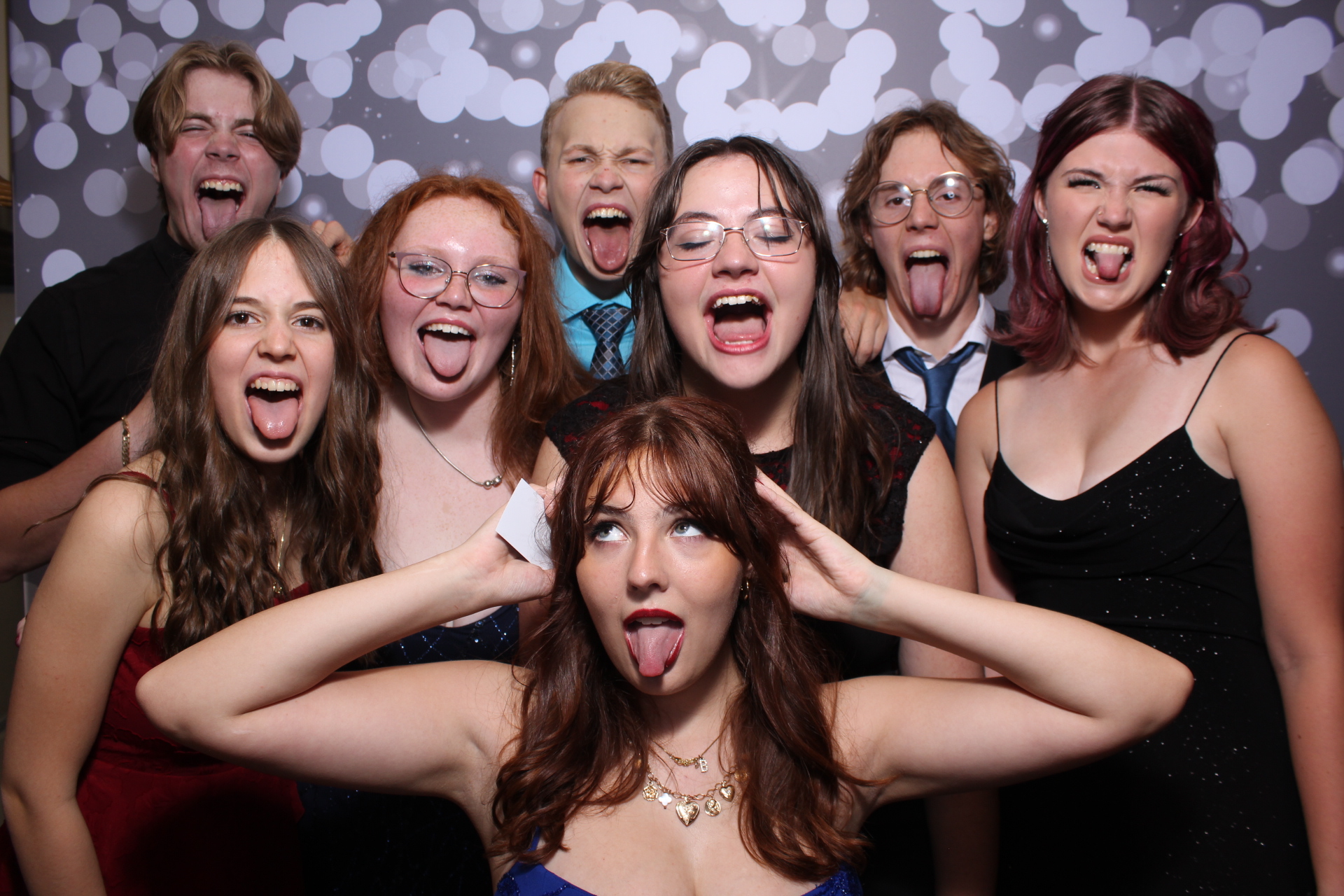 Butler County Homeschool Dance | View more photos from the event at gallery.photoboothcincy.com/u/PhotoBoothCincy/Butler-County-Homeschool-Dance