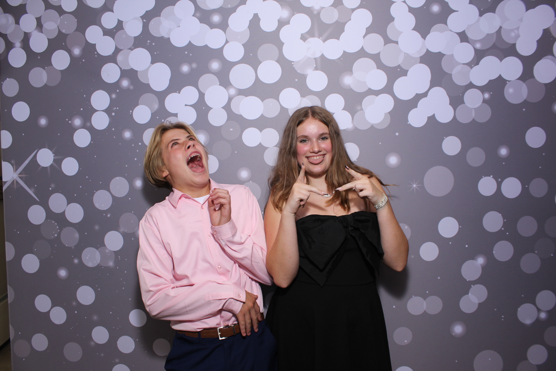 Butler County Homeschool Dance | View more photos from the event at gallery.photoboothcincy.com/u/PhotoBoothCincy/Butler-County-Homeschool-Dance