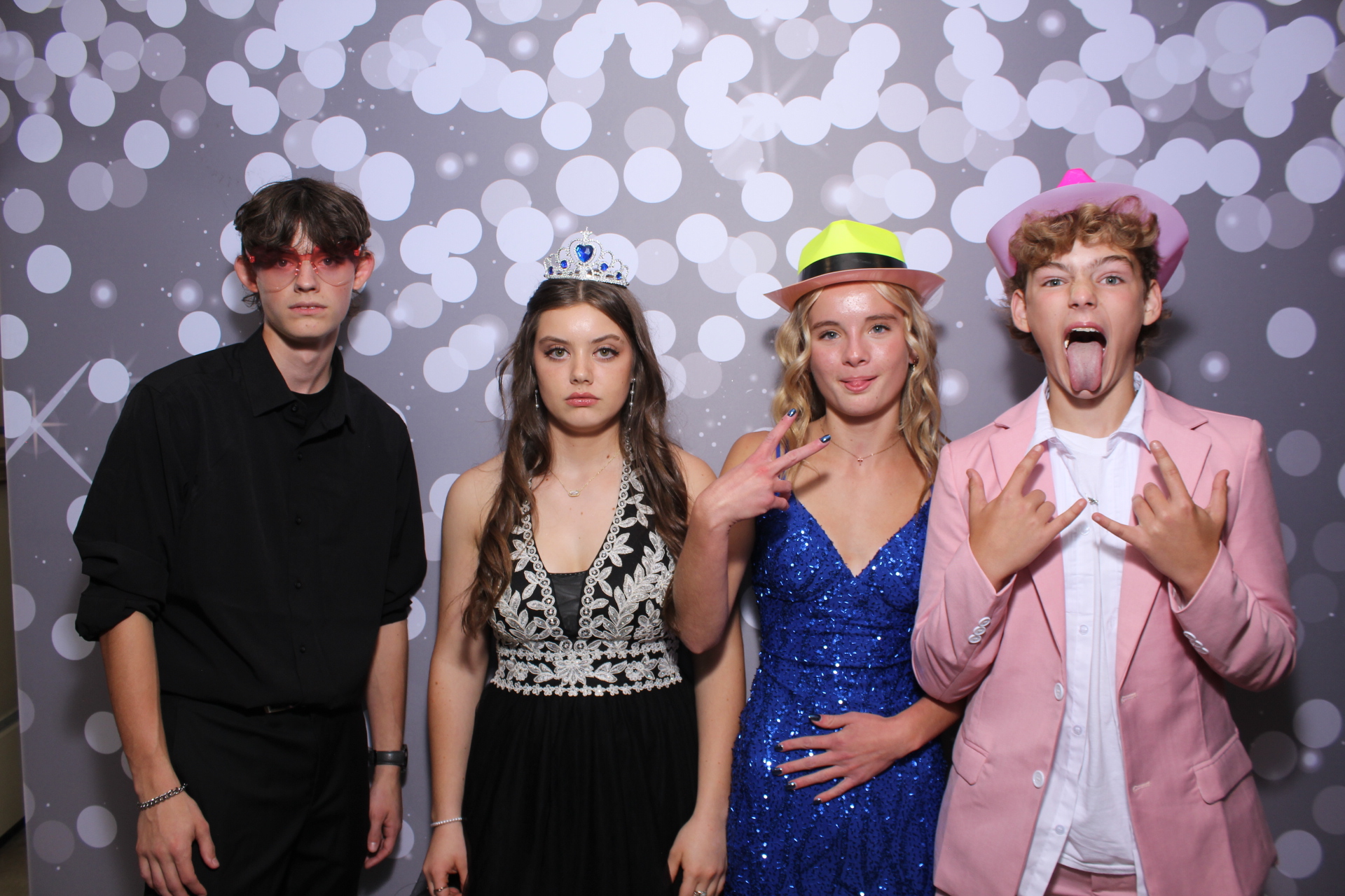 Butler County Homeschool Dance | View more photos from the event at gallery.photoboothcincy.com/u/PhotoBoothCincy/Butler-County-Homeschool-Dance