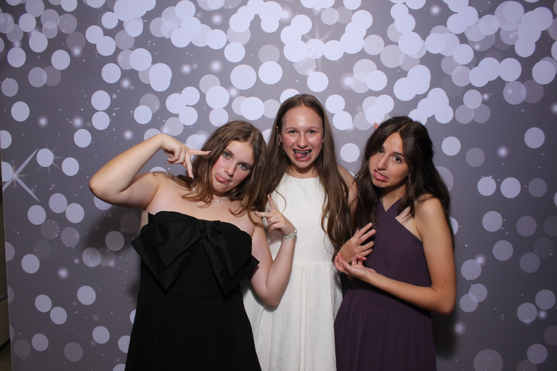 Butler County Homeschool Dance | View more photos from the event at gallery.photoboothcincy.com/u/PhotoBoothCincy/Butler-County-Homeschool-Dance