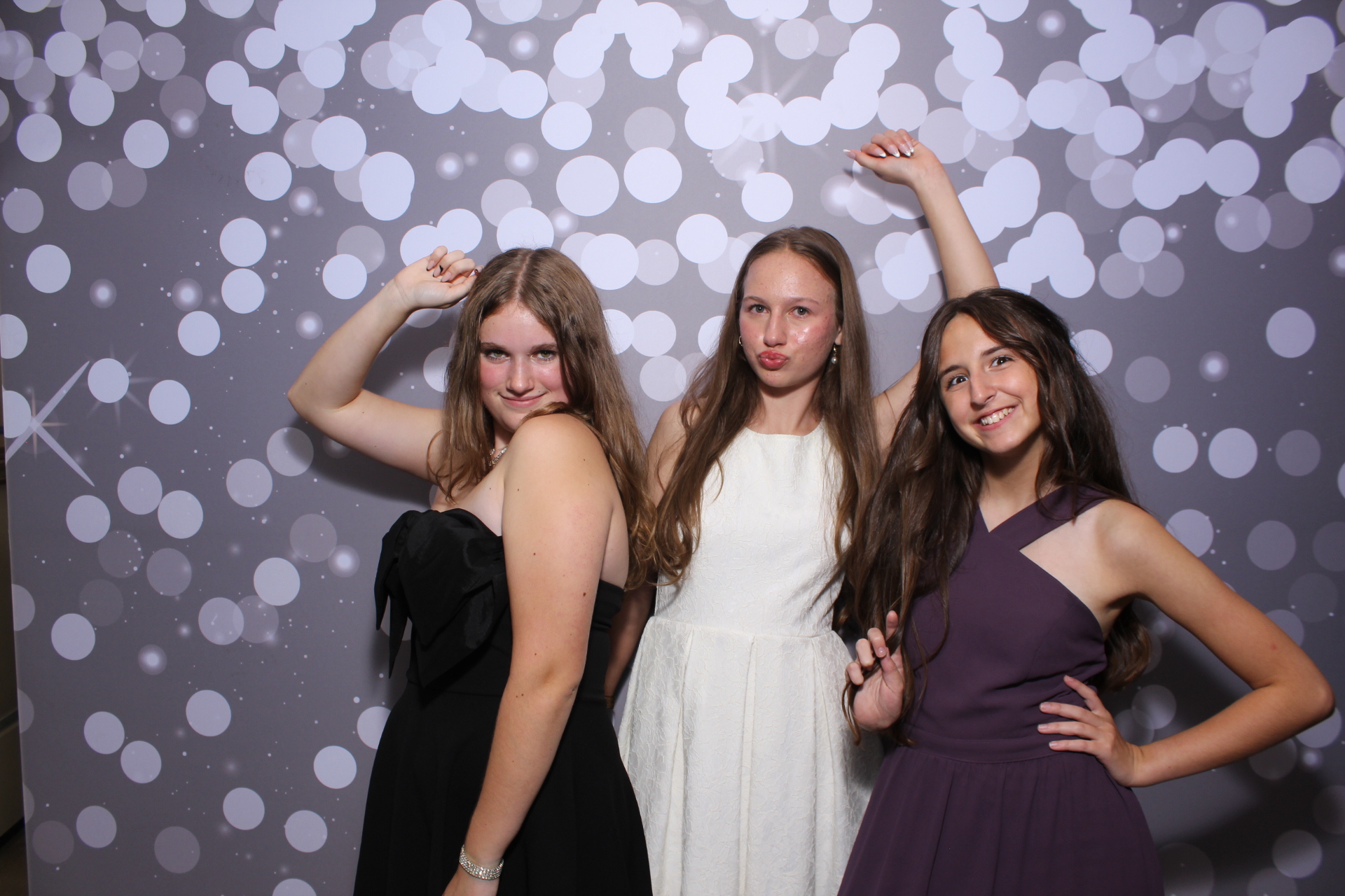 Butler County Homeschool Dance | View more photos from the event at gallery.photoboothcincy.com/u/PhotoBoothCincy/Butler-County-Homeschool-Dance