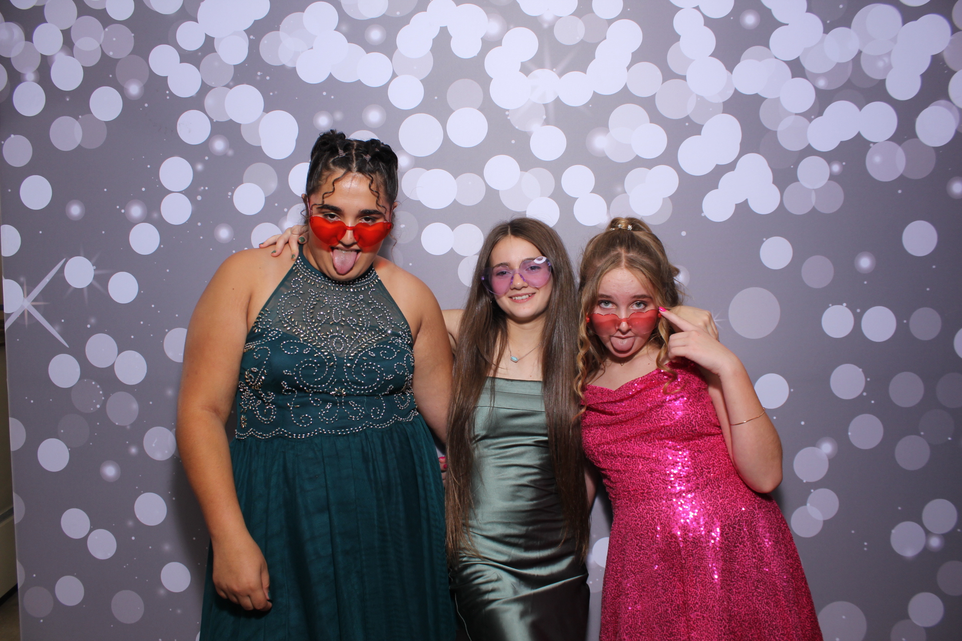 Butler County Homeschool Dance | View more photos from the event at gallery.photoboothcincy.com/u/PhotoBoothCincy/Butler-County-Homeschool-Dance