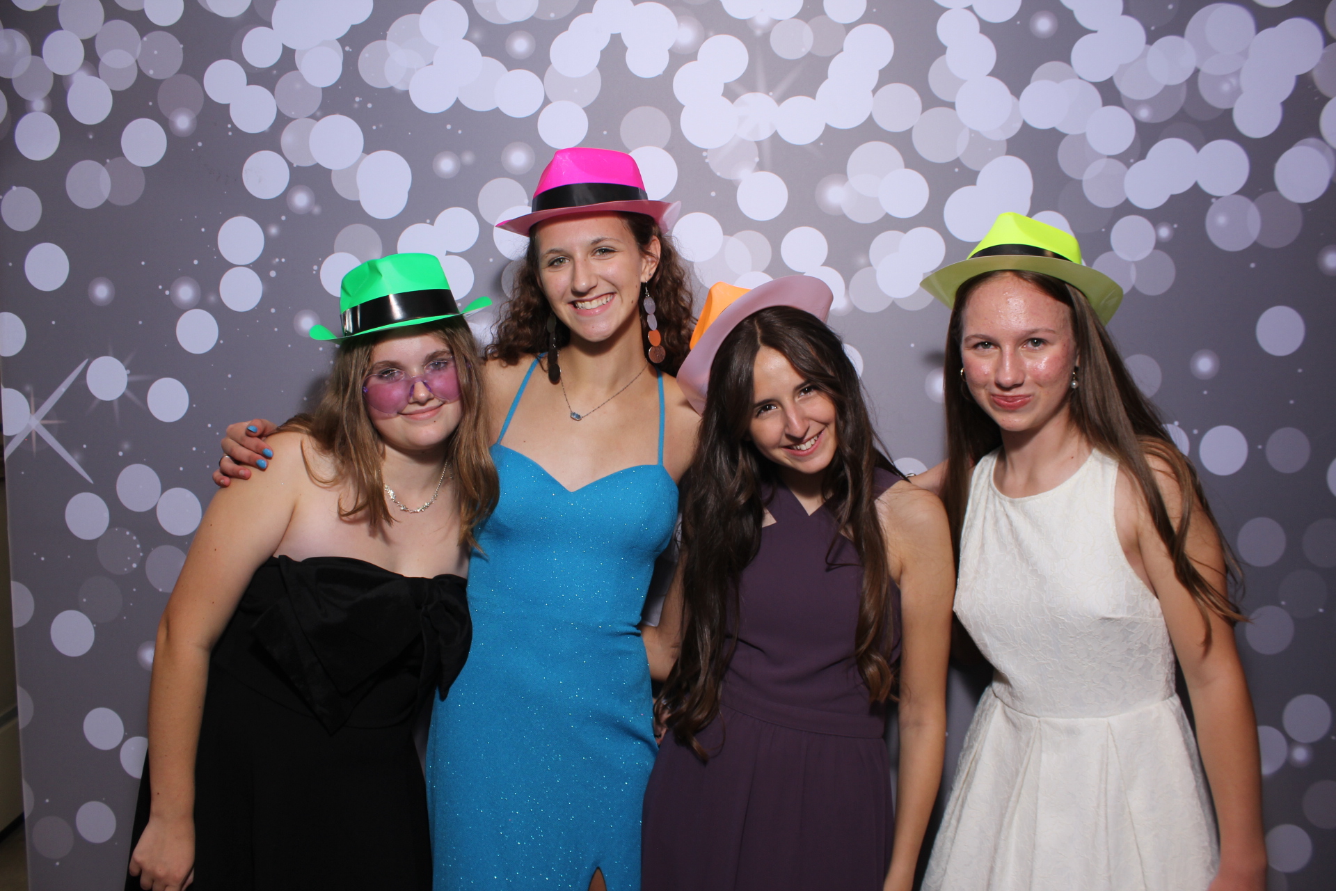 Butler County Homeschool Dance | View more photos from the event at gallery.photoboothcincy.com/u/PhotoBoothCincy/Butler-County-Homeschool-Dance