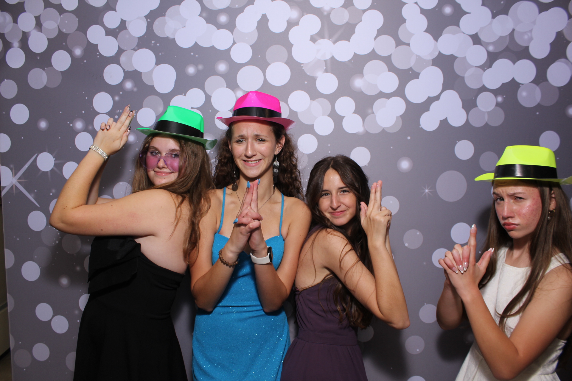 Butler County Homeschool Dance | View more photos from the event at gallery.photoboothcincy.com/u/PhotoBoothCincy/Butler-County-Homeschool-Dance