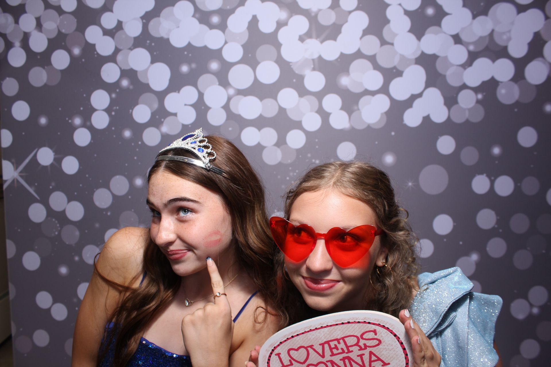Butler County Homeschool Dance | View more photos from the event at gallery.photoboothcincy.com/u/PhotoBoothCincy/Butler-County-Homeschool-Dance