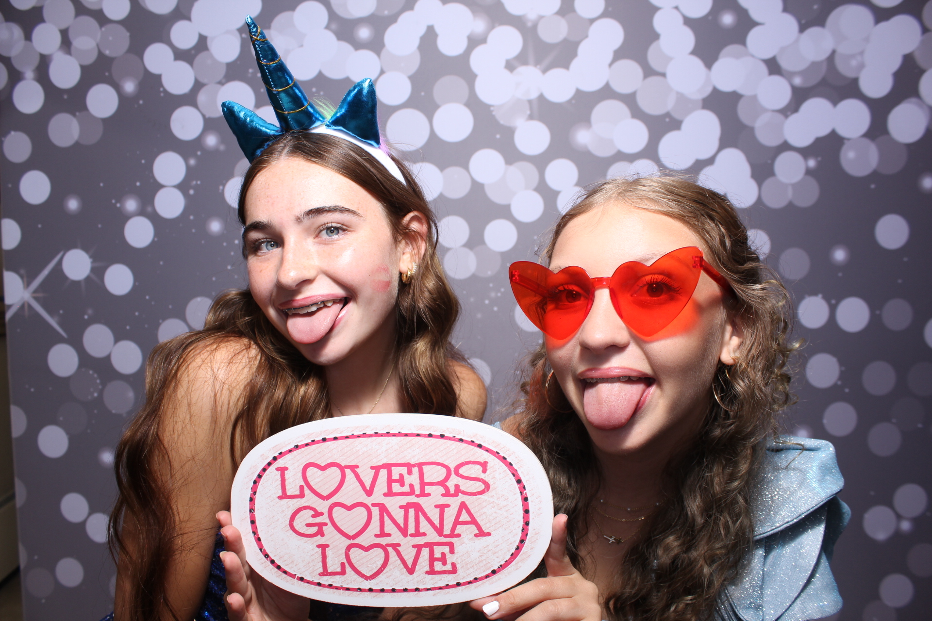 Butler County Homeschool Dance | View more photos from the event at gallery.photoboothcincy.com/u/PhotoBoothCincy/Butler-County-Homeschool-Dance