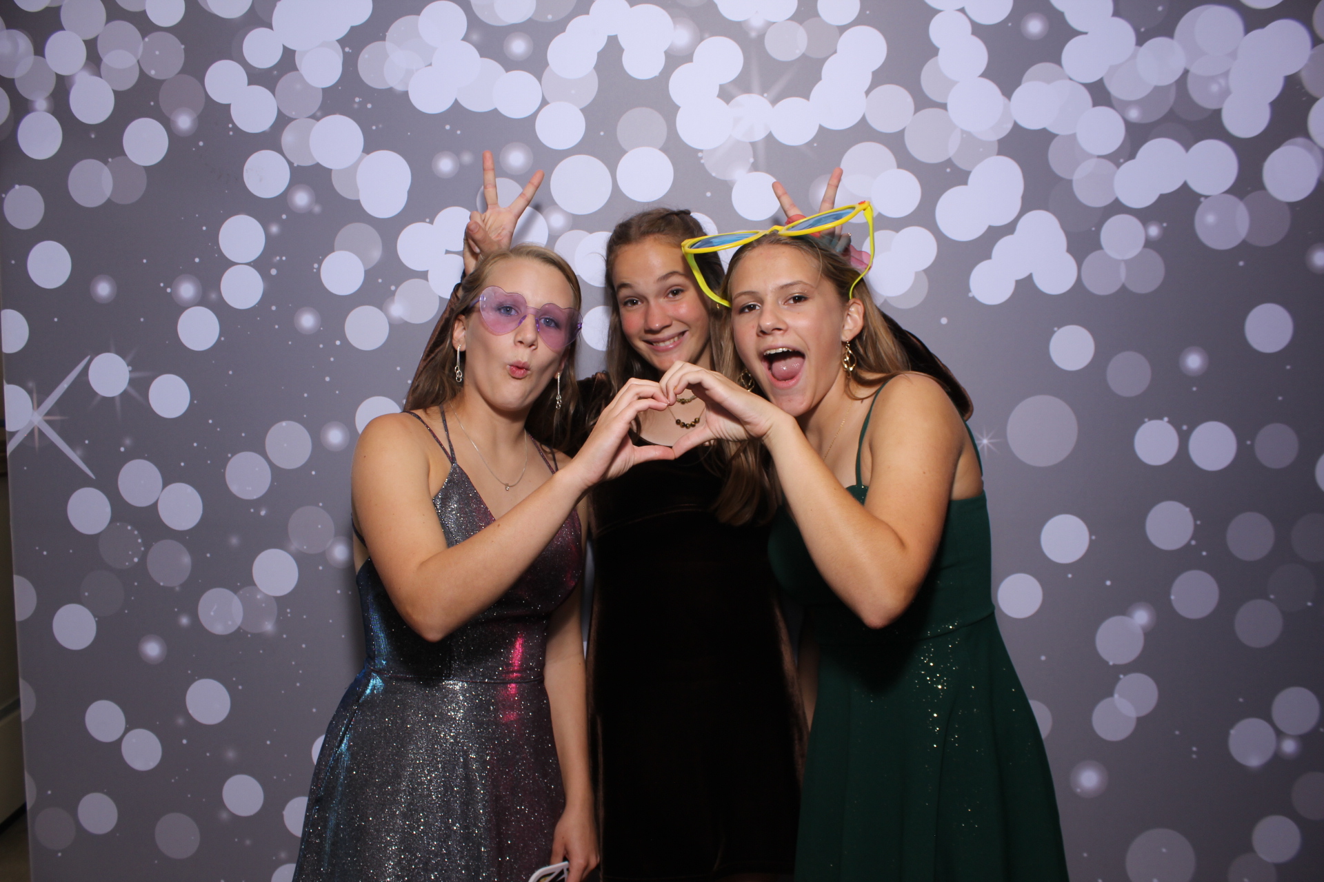 Butler County Homeschool Dance | View more photos from the event at gallery.photoboothcincy.com/u/PhotoBoothCincy/Butler-County-Homeschool-Dance