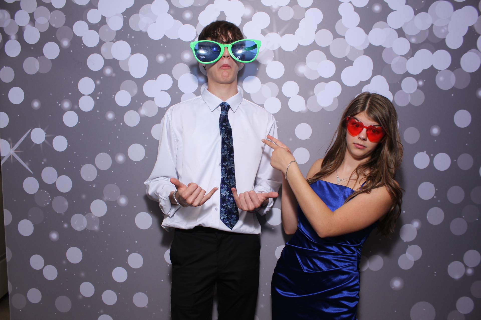 Butler County Homeschool Dance | View more photos from the event at gallery.photoboothcincy.com/u/PhotoBoothCincy/Butler-County-Homeschool-Dance