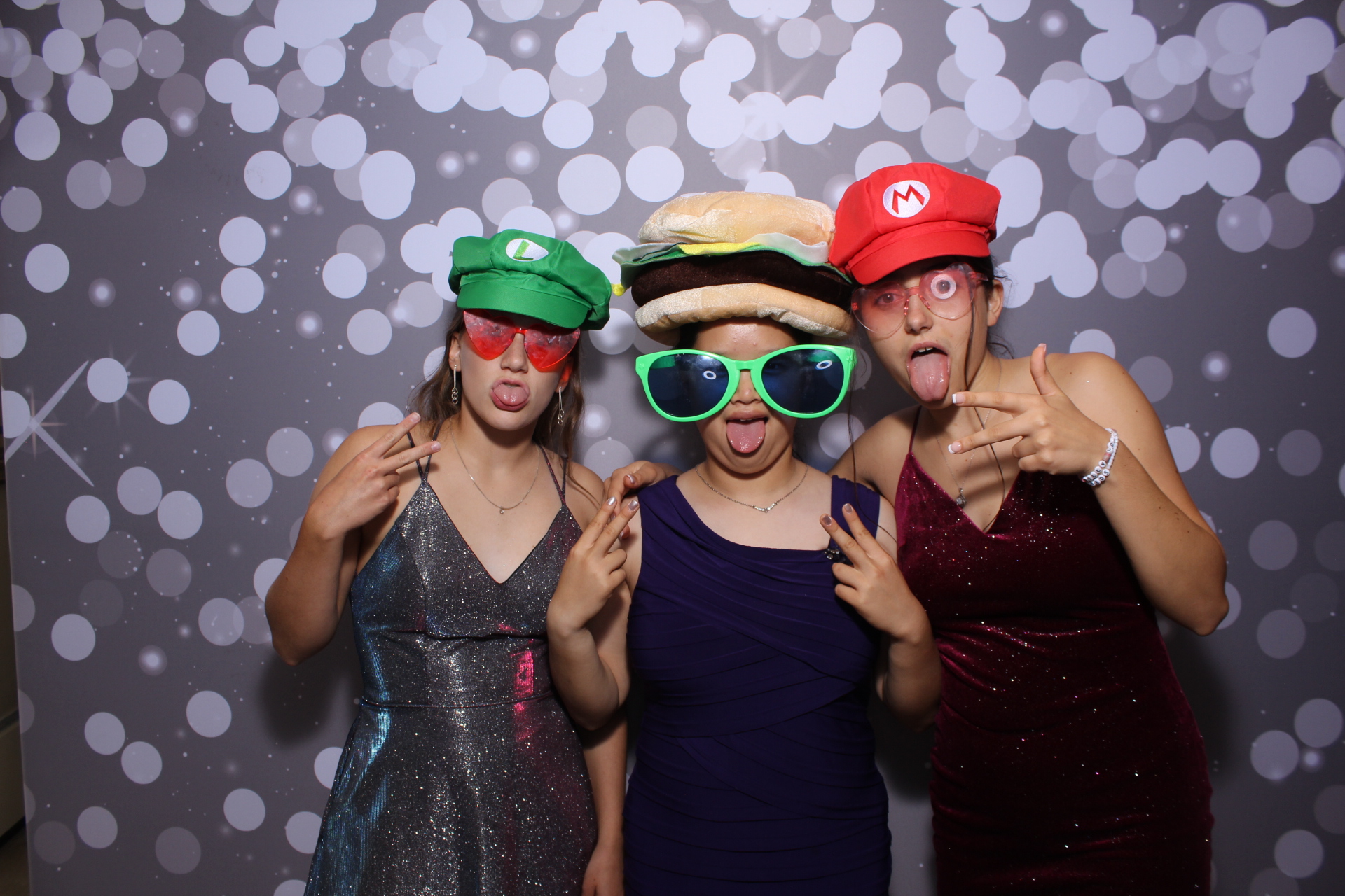 Butler County Homeschool Dance | View more photos from the event at gallery.photoboothcincy.com/u/PhotoBoothCincy/Butler-County-Homeschool-Dance