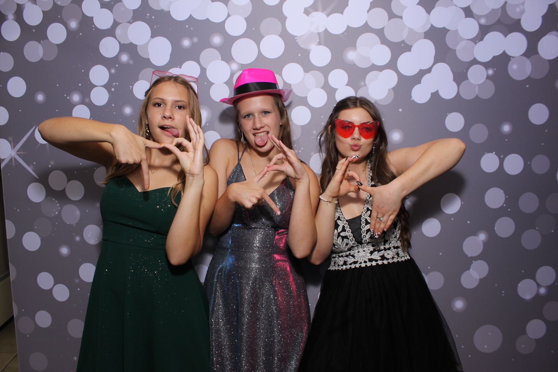 Butler County Homeschool Dance | View more photos from the event at gallery.photoboothcincy.com/u/PhotoBoothCincy/Butler-County-Homeschool-Dance
