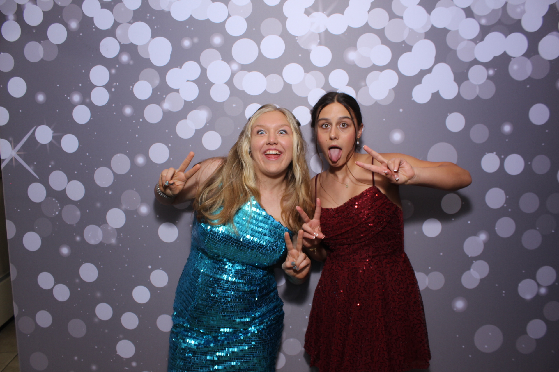 Butler County Homeschool Dance | View more photos from the event at gallery.photoboothcincy.com/u/PhotoBoothCincy/Butler-County-Homeschool-Dance